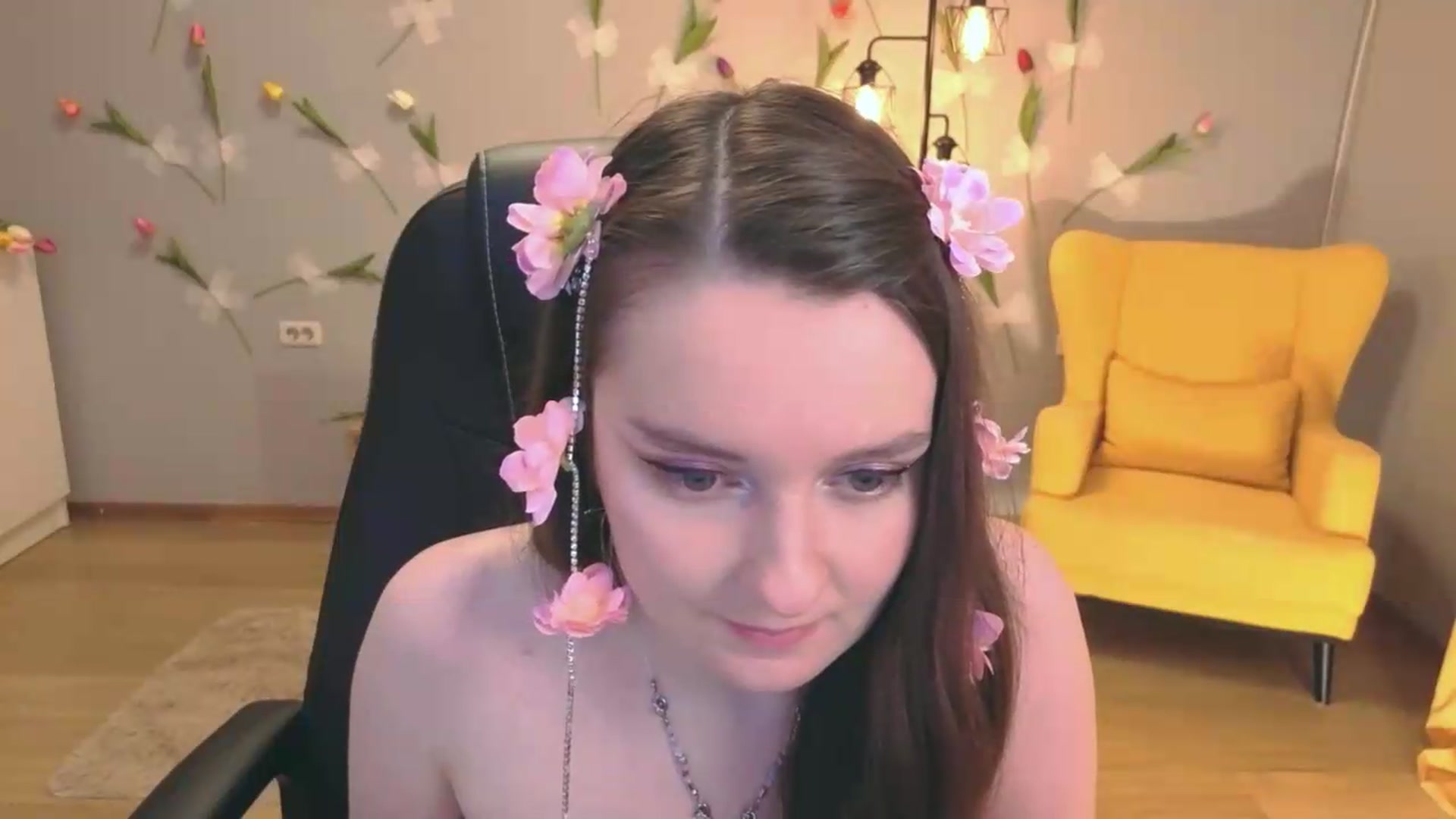 Gallery image thumbnail from Milim_Nava's myfreecams stream on, 07/16/2026, 21:12 image 4 of 20