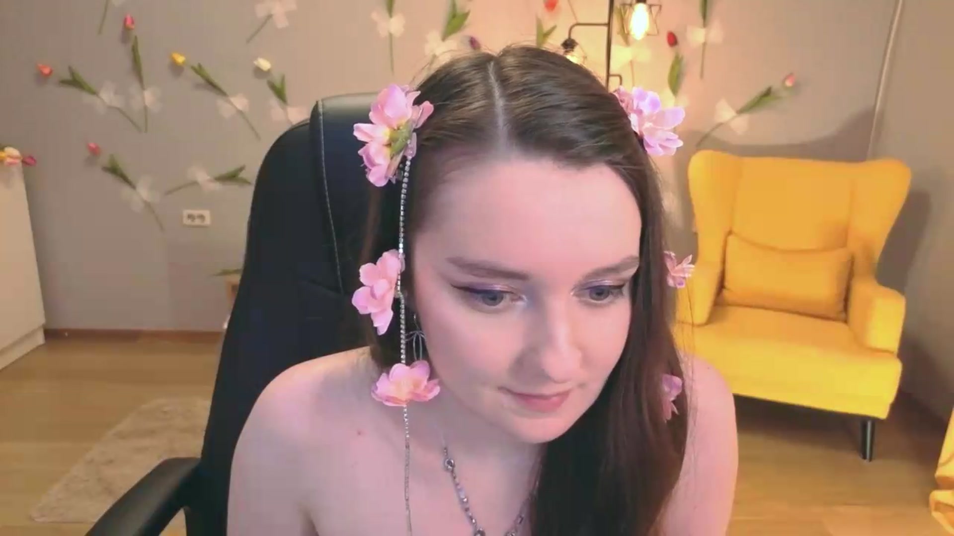 Gallery image thumbnail from Milim_Nava's myfreecams stream on, 07/16/2026, 21:12 image 2 of 20