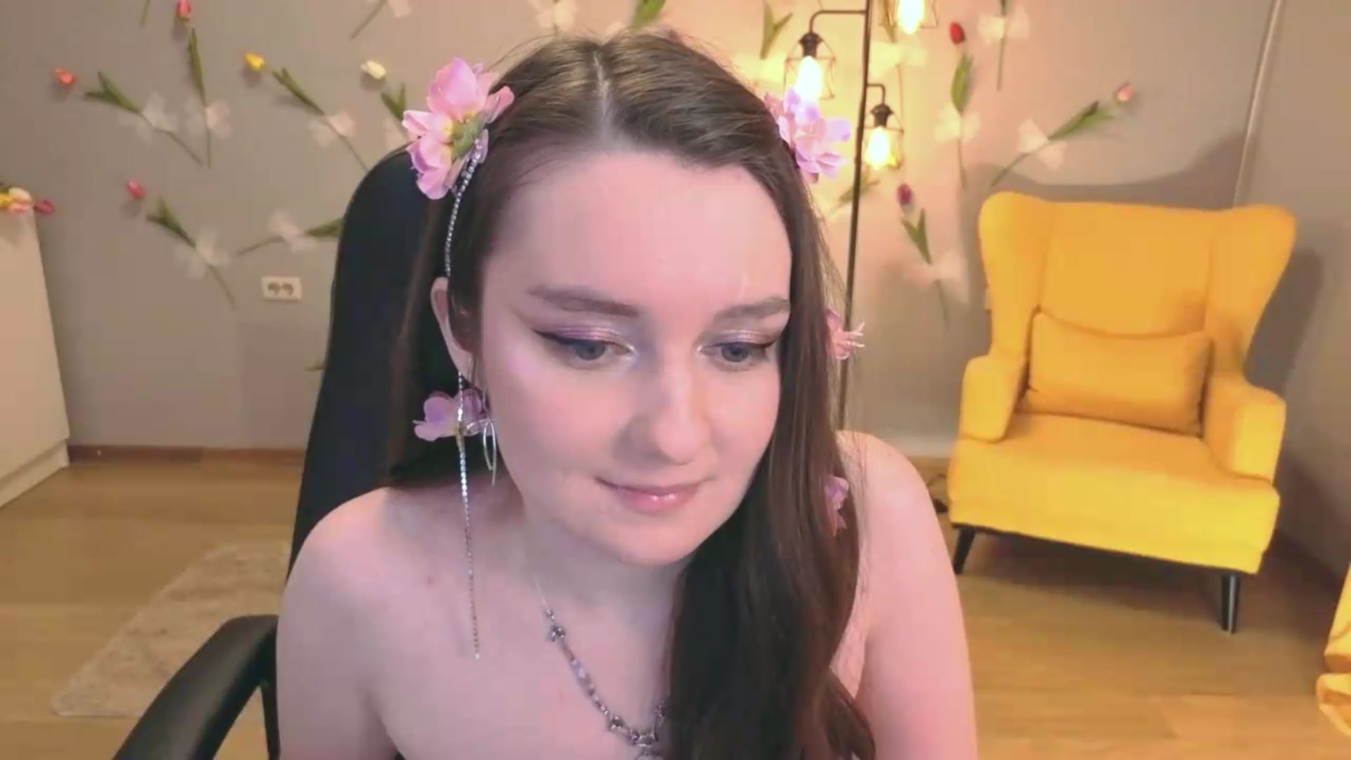Gallery image thumbnail from Milim_Nava's myfreecams stream on, 07/16/2026, 21:12 image 13 of 20