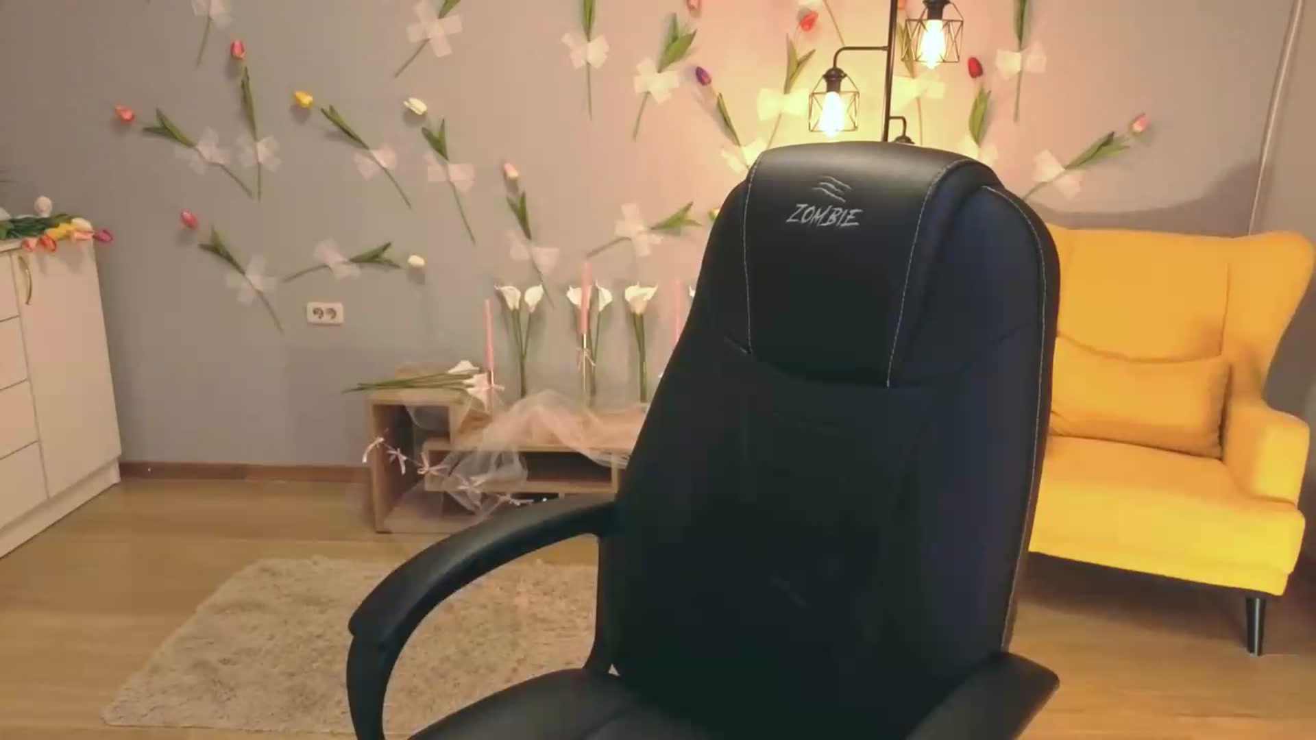 Gallery image thumbnail from Milim_Nava's myfreecams stream on, 07/17/2026, 01:03 image 5 of 20
