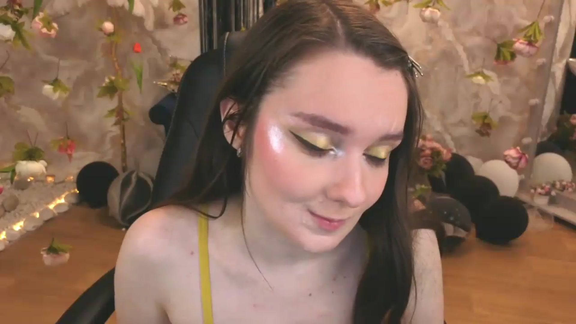 Gallery image thumbnail from Milim_Nava's myfreecams stream on, 07/17/2026, 18:40 image 19 of 20