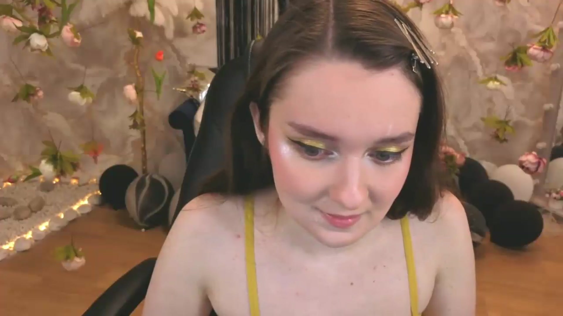 Gallery image thumbnail from Milim_Nava's myfreecams stream on, 07/17/2026, 18:40 image 3 of 20