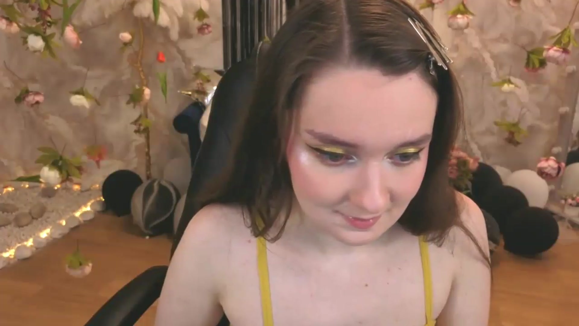 Gallery image thumbnail from Milim_Nava's myfreecams stream on, 07/17/2026, 18:40 image 5 of 20