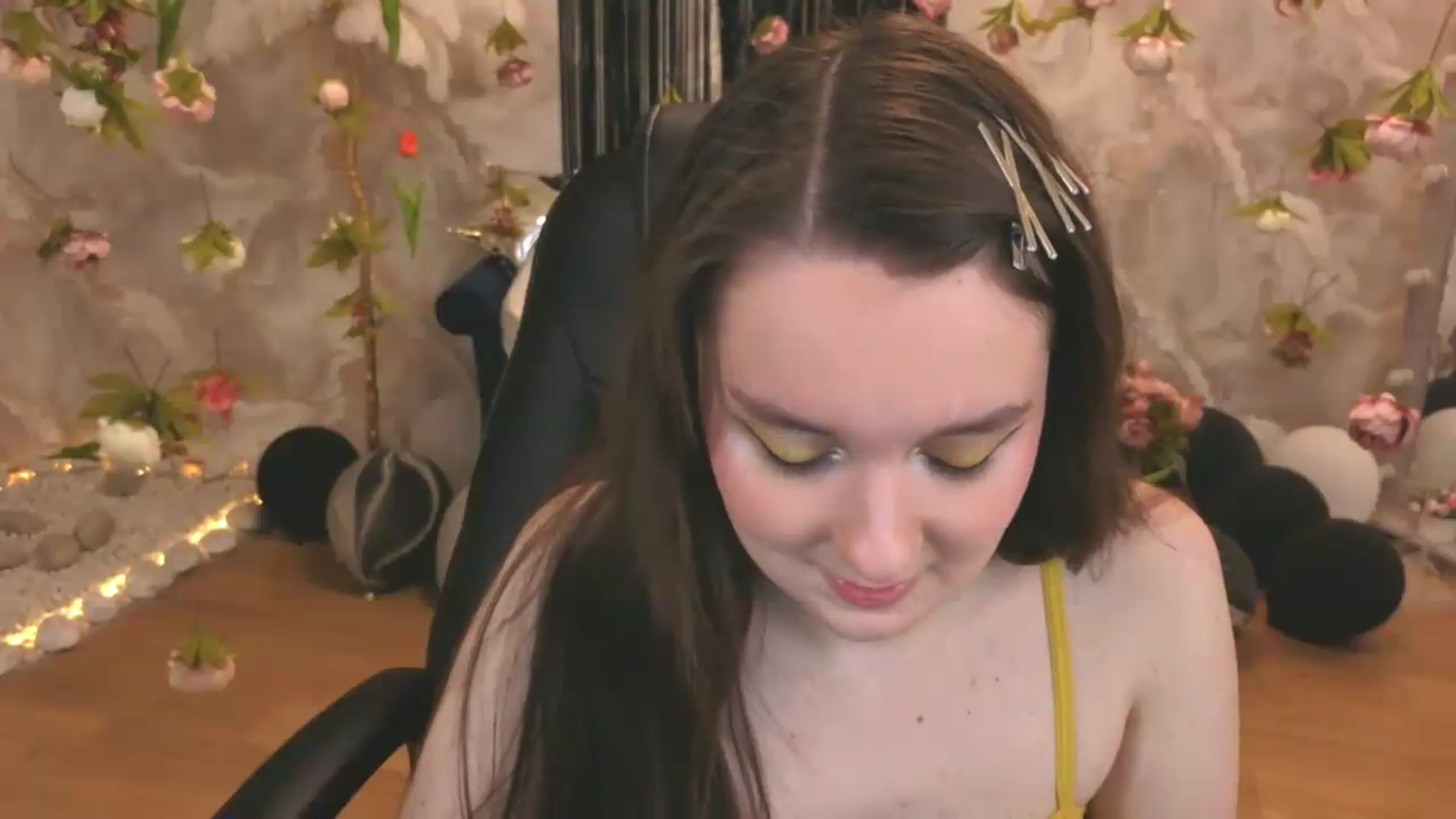 Gallery image thumbnail from Milim_Nava's myfreecams stream on, 07/17/2026, 18:40 image 4 of 20