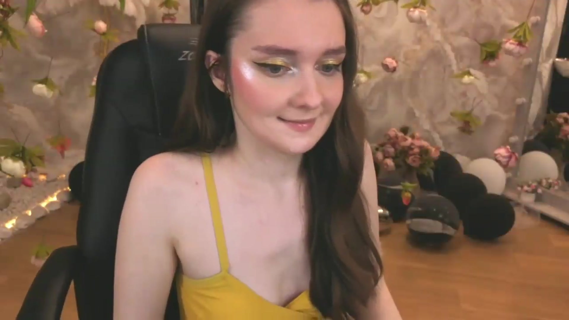 Gallery image thumbnail from Milim_Nava's myfreecams stream on, 07/17/2026, 20:45 image 8 of 20