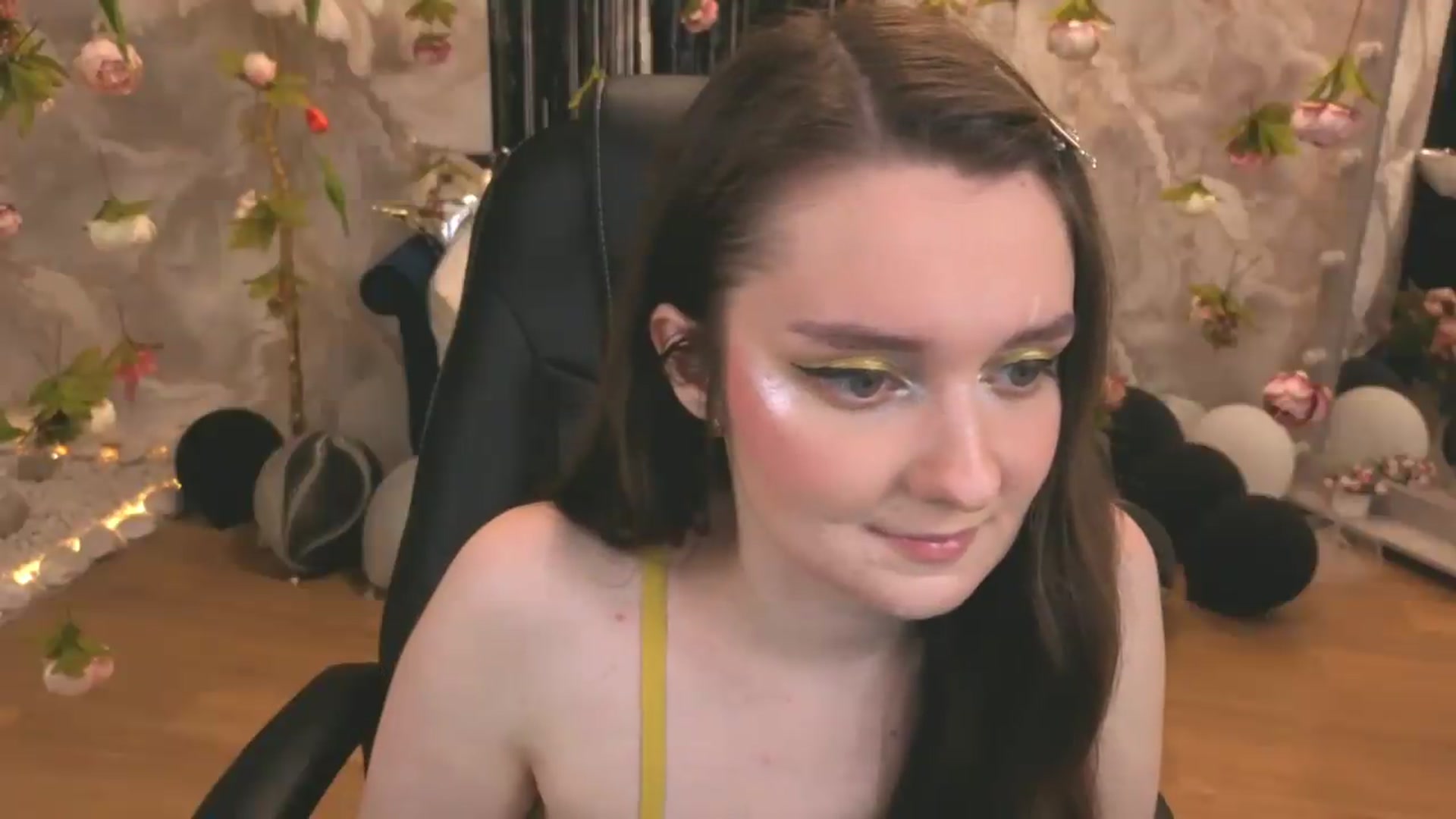 Gallery image thumbnail from Milim_Nava's myfreecams stream on, 07/17/2026, 20:45 image 7 of 20