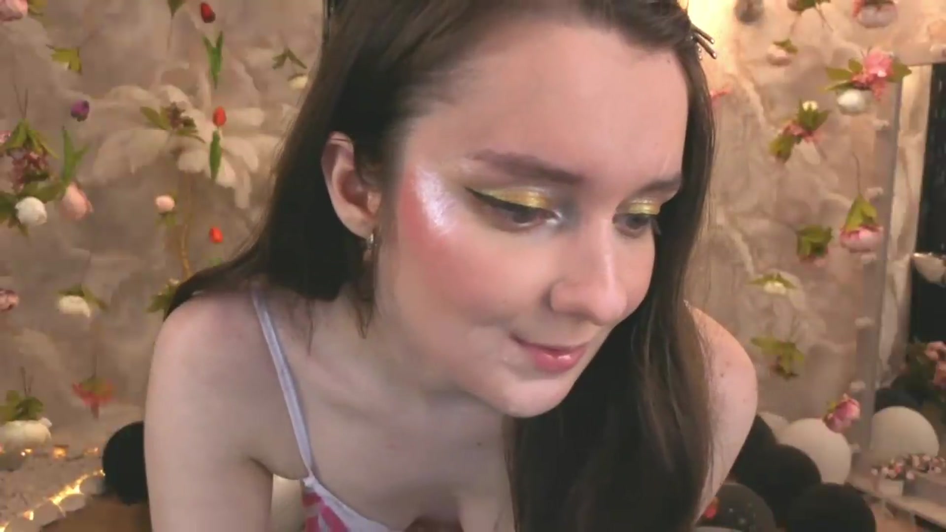 Gallery image thumbnail from Milim_Nava's myfreecams stream on, 07/17/2026, 20:45 image 12 of 20
