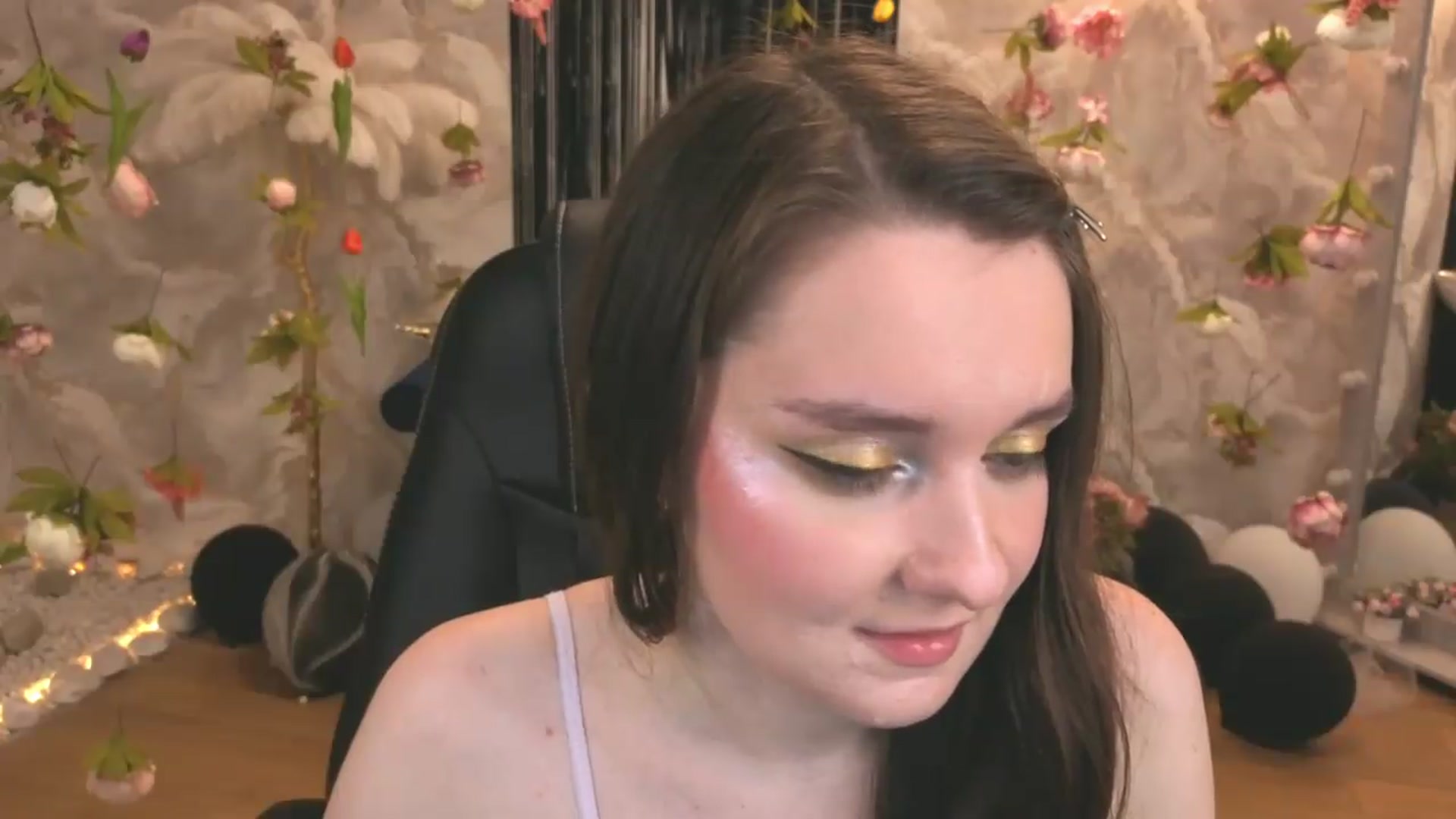 Gallery image thumbnail from Milim_Nava's myfreecams stream on, 07/18/2026, 24:00 image 7 of 20