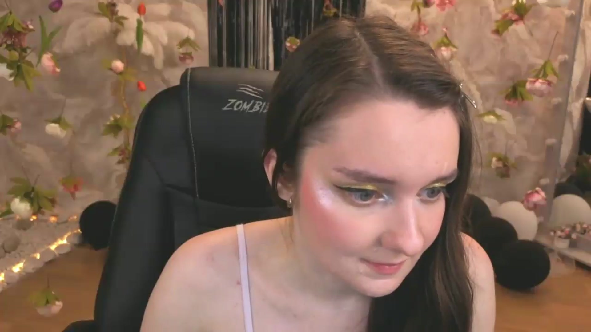 Gallery image thumbnail from Milim_Nava's myfreecams stream on, 07/18/2026, 24:00 image 14 of 20