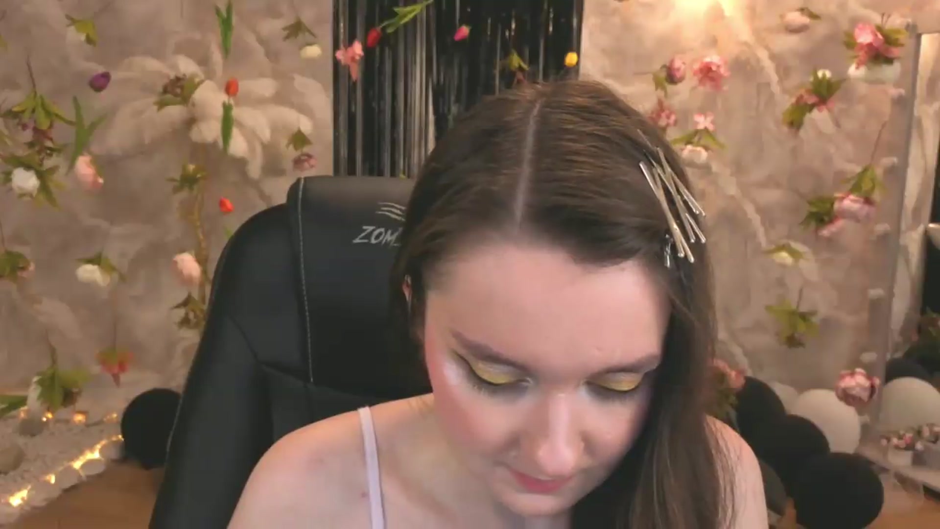Gallery image thumbnail from Milim_Nava's myfreecams stream on, 07/18/2026, 24:00 image 13 of 20