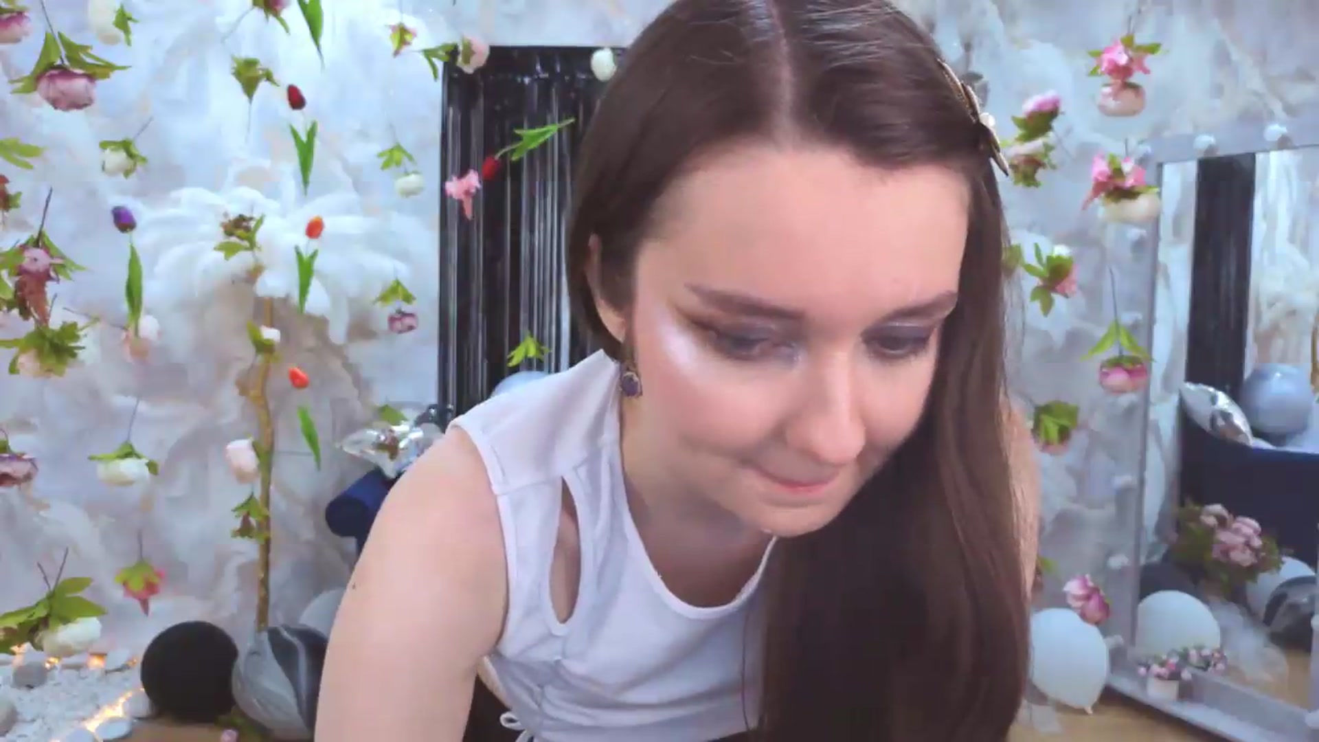 Gallery image thumbnail from Milim_Nava's myfreecams stream on, 07/19/2026, 18:53 image 15 of 20