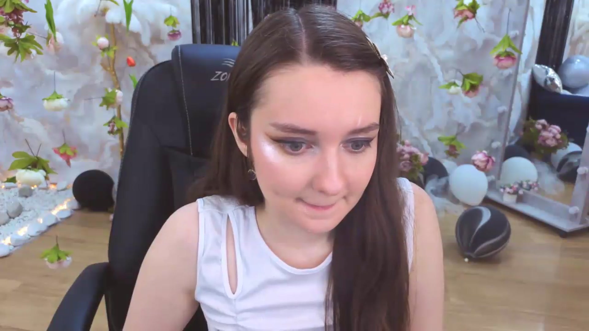 Gallery image thumbnail from Milim_Nava's myfreecams stream on, 07/19/2026, 18:53 image 2 of 20