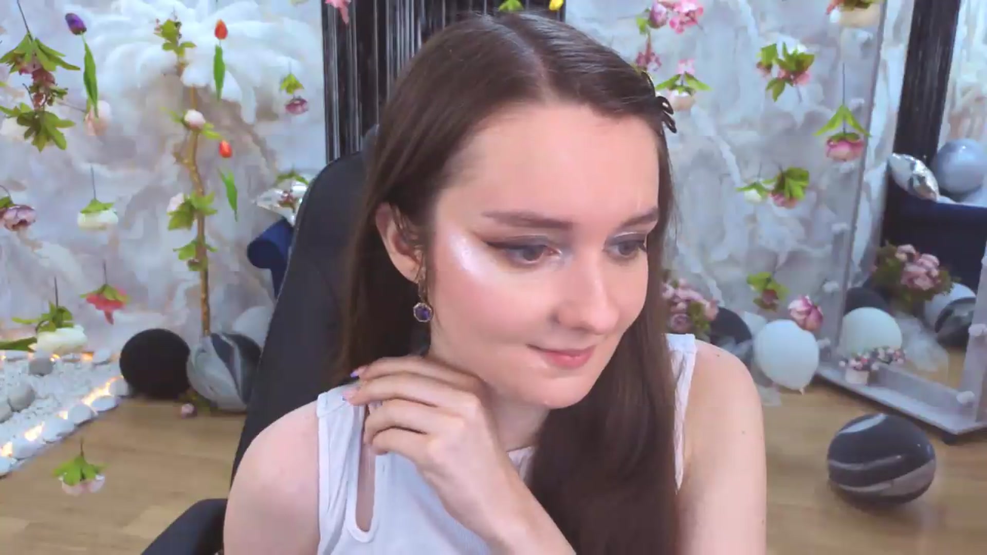 Gallery image thumbnail from Milim_Nava's myfreecams stream on, 07/19/2026, 18:53 image 12 of 20