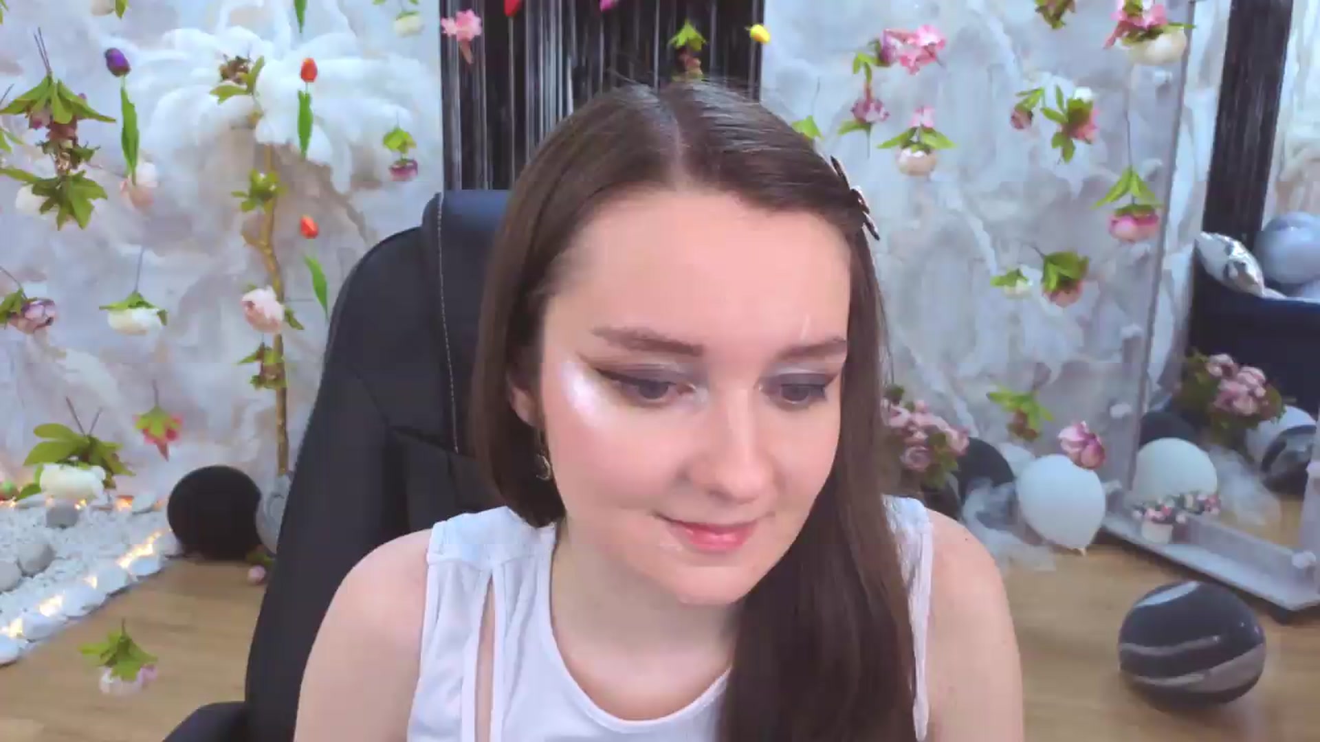 Gallery image thumbnail from Milim_Nava's myfreecams stream on, 07/19/2026, 18:53 image 20 of 20