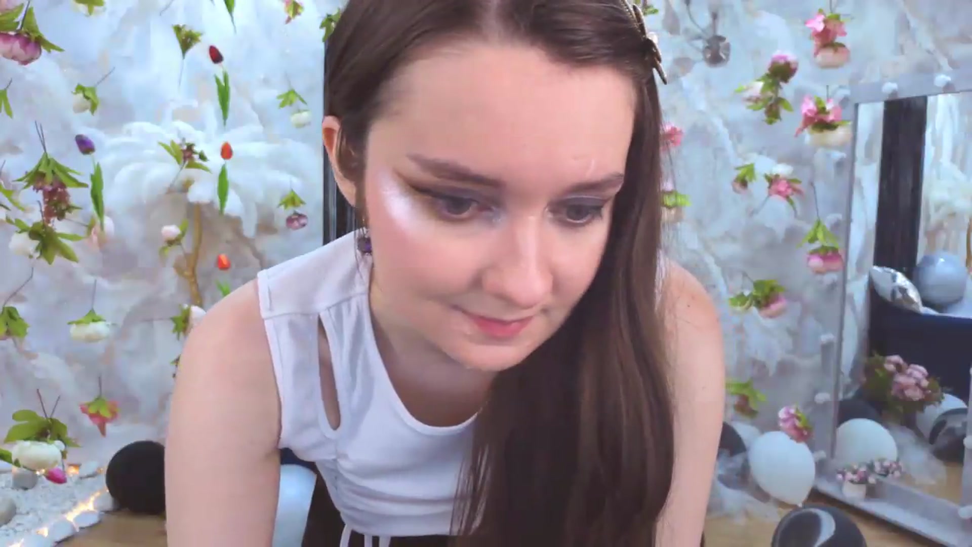 Gallery image thumbnail from Milim_Nava's myfreecams stream on, 07/19/2026, 18:53 image 5 of 20