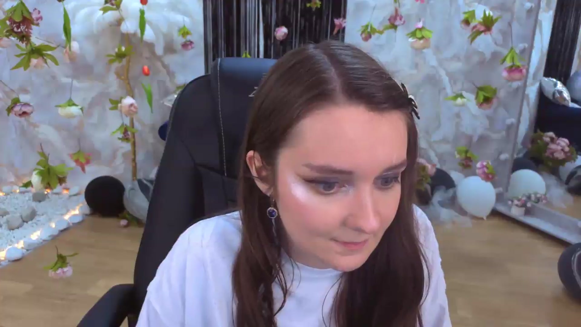 Gallery image thumbnail from Milim_Nava's myfreecams stream on, 07/19/2026, 21:31 image 12 of 20