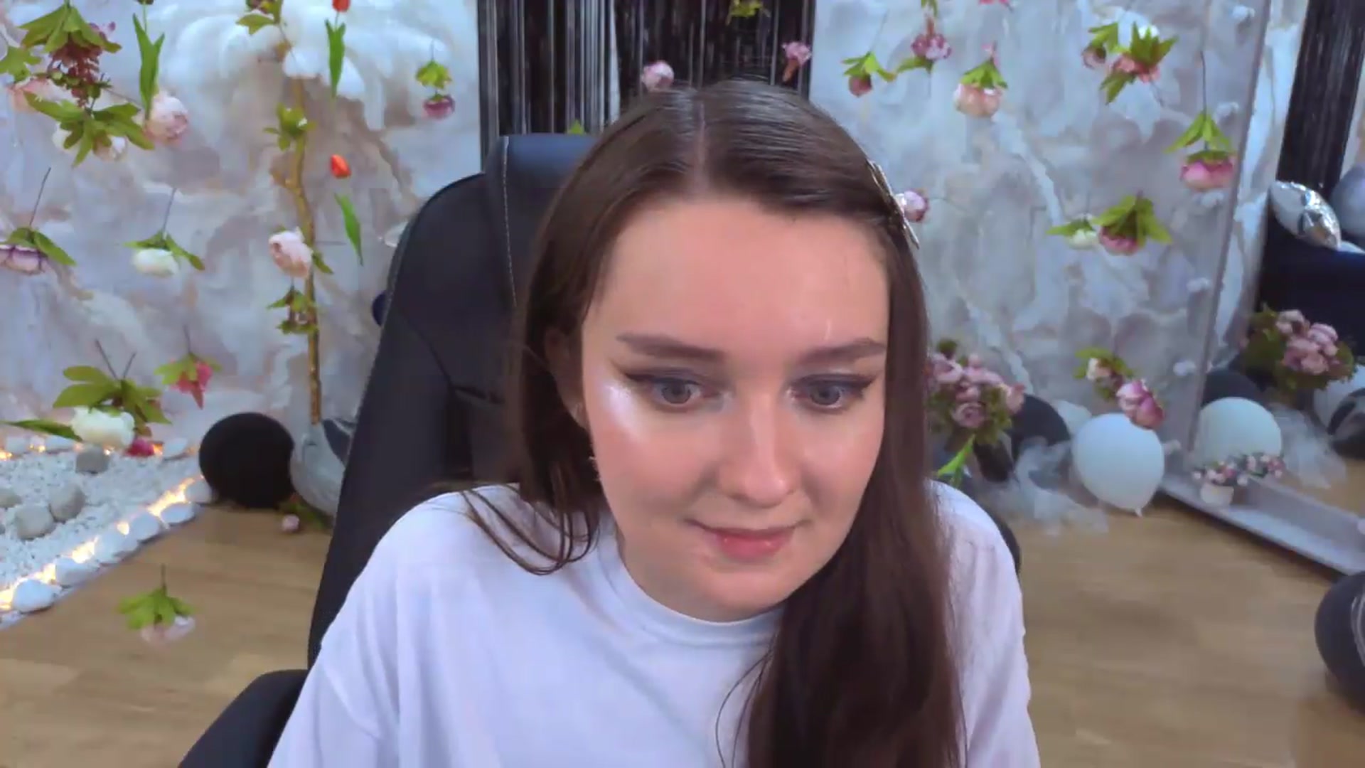 Gallery image thumbnail from Milim_Nava's myfreecams stream on, 07/19/2026, 21:31 image 10 of 20