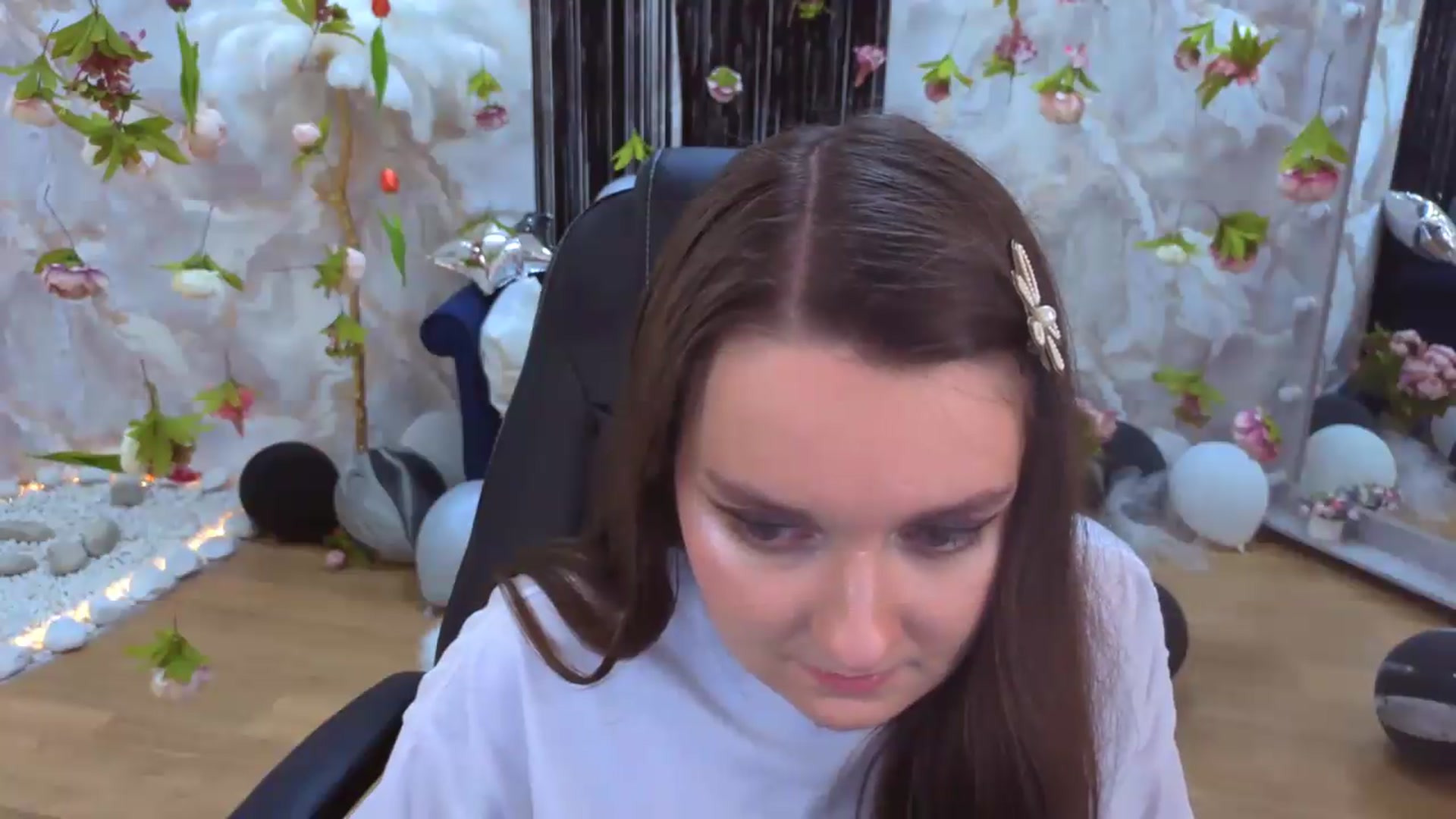 Gallery image thumbnail from Milim_Nava's myfreecams stream on, 07/19/2026, 22:54 image 5 of 20