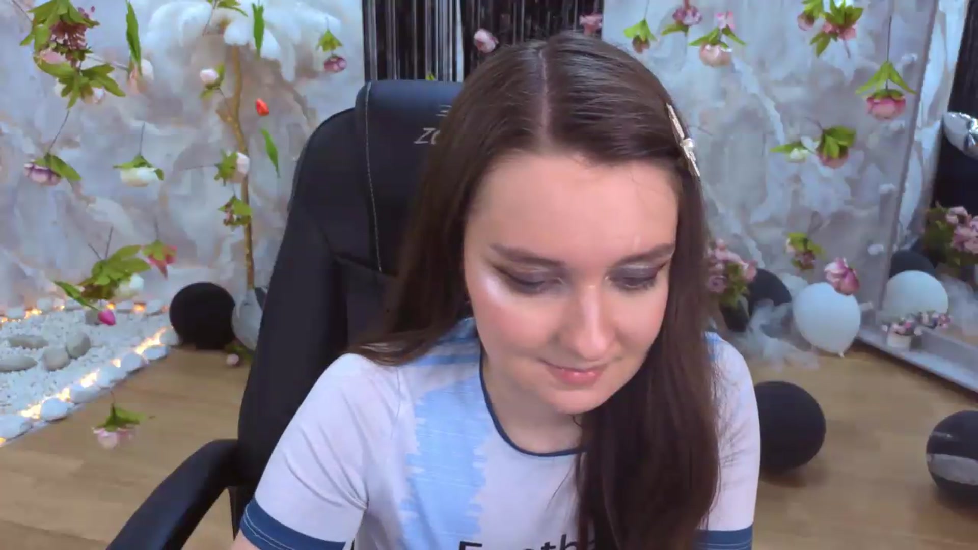 Gallery image thumbnail from Milim_Nava's myfreecams stream on, 07/20/2026, 24:49 image 6 of 20