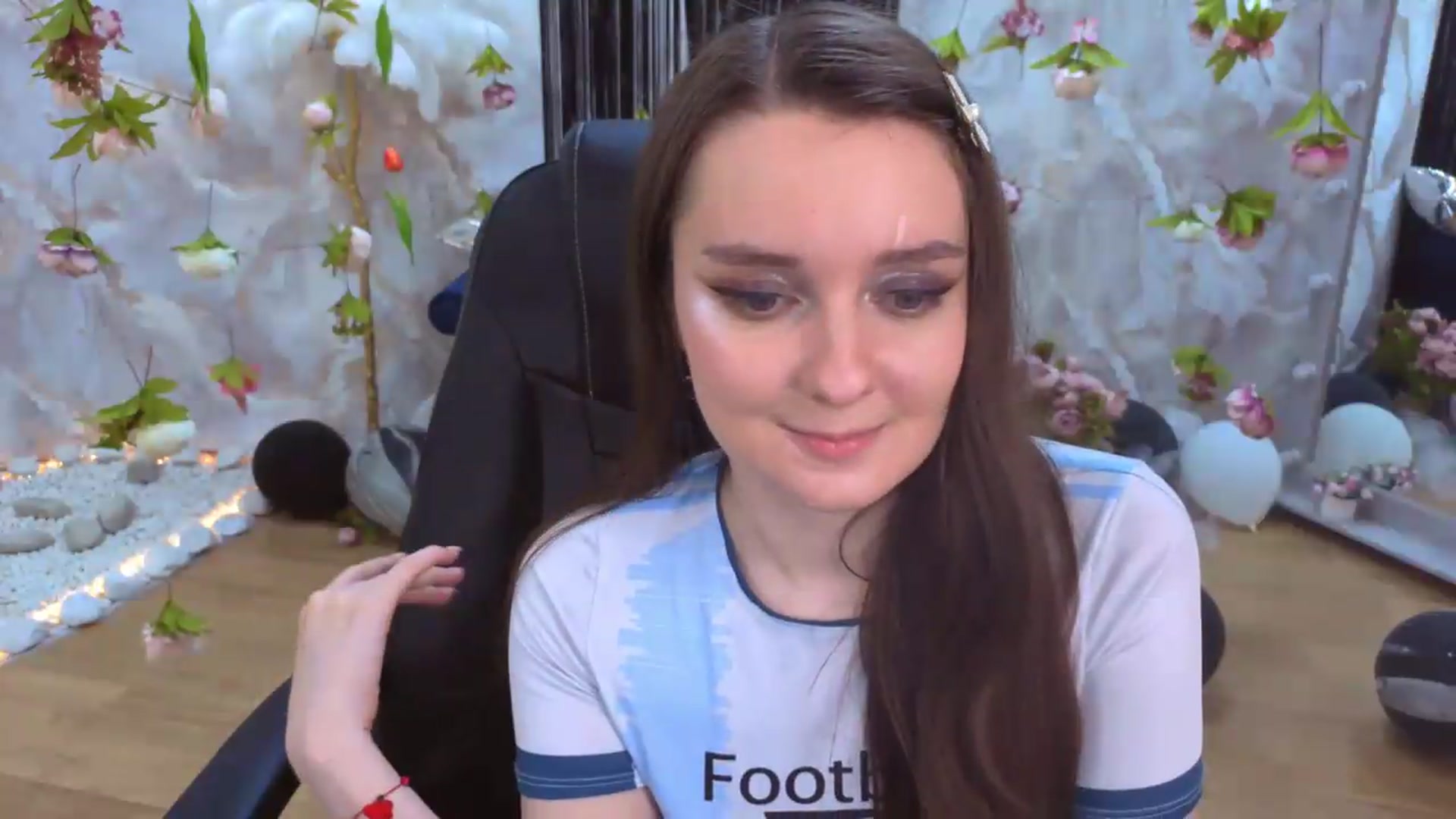 Gallery image thumbnail from Milim_Nava's myfreecams stream on, 07/20/2026, 24:49 image 8 of 20