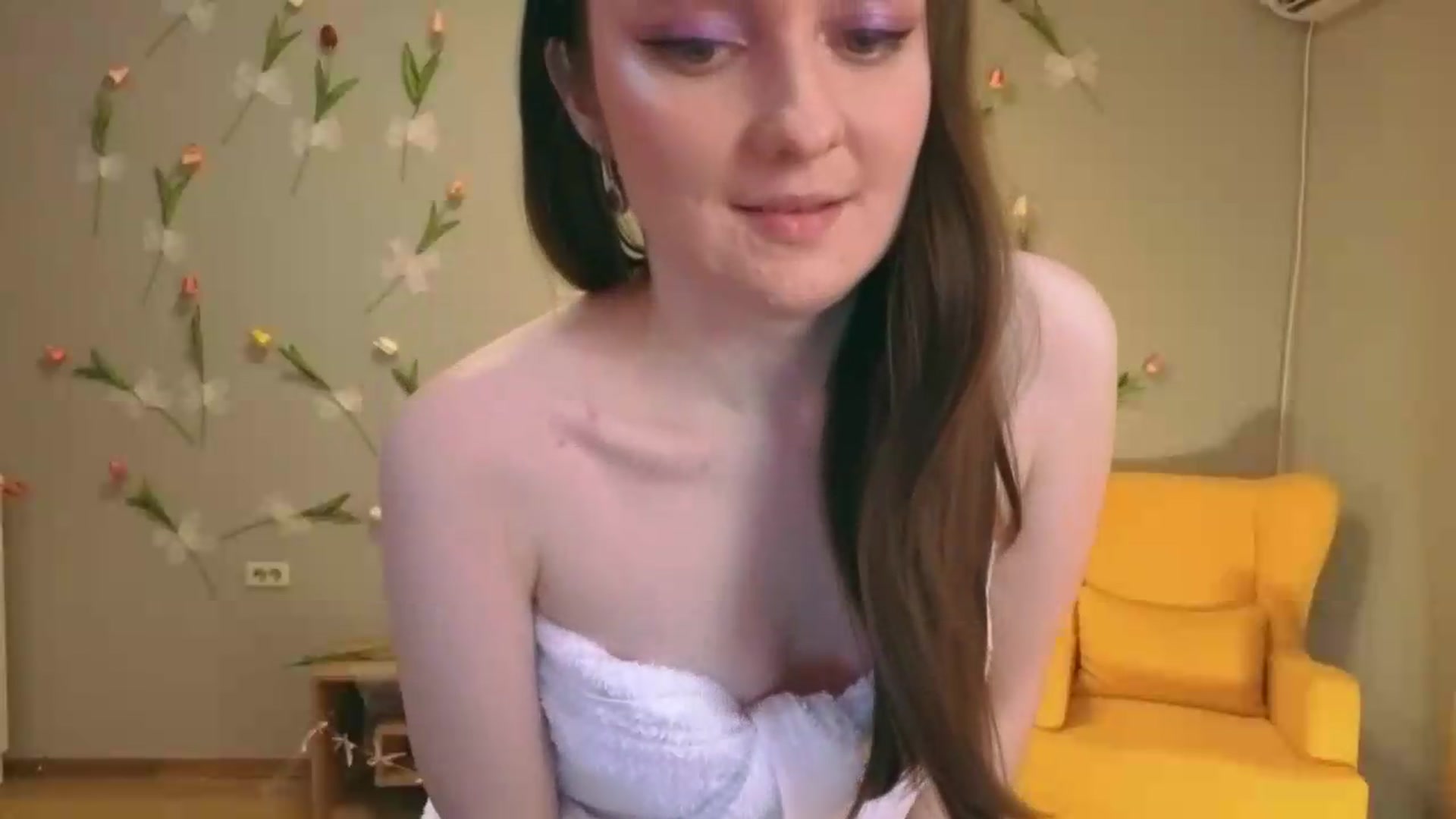 Gallery image thumbnail from Milim_Nava's myfreecams stream on, 07/21/2026, 05:32 image 7 of 20