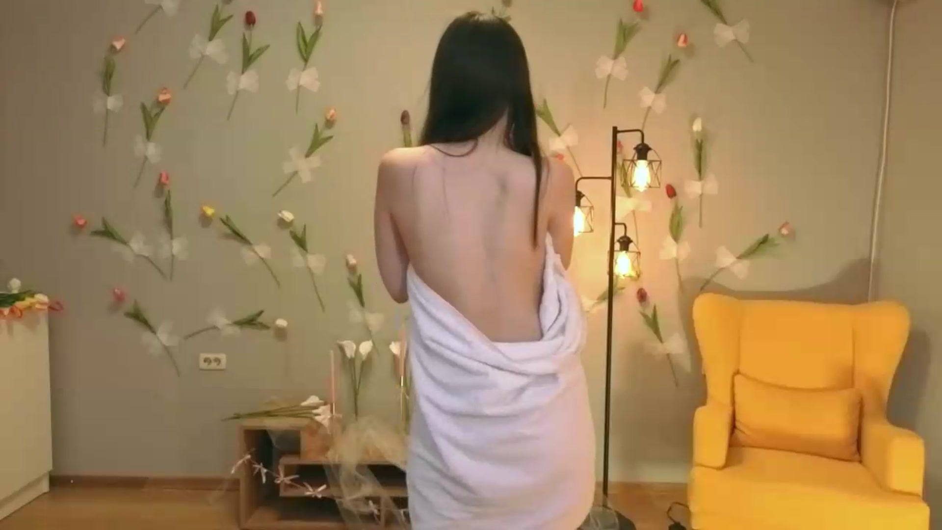 Gallery image thumbnail from Milim_Nava's myfreecams stream on, 07/21/2026, 06:43 image 15 of 20