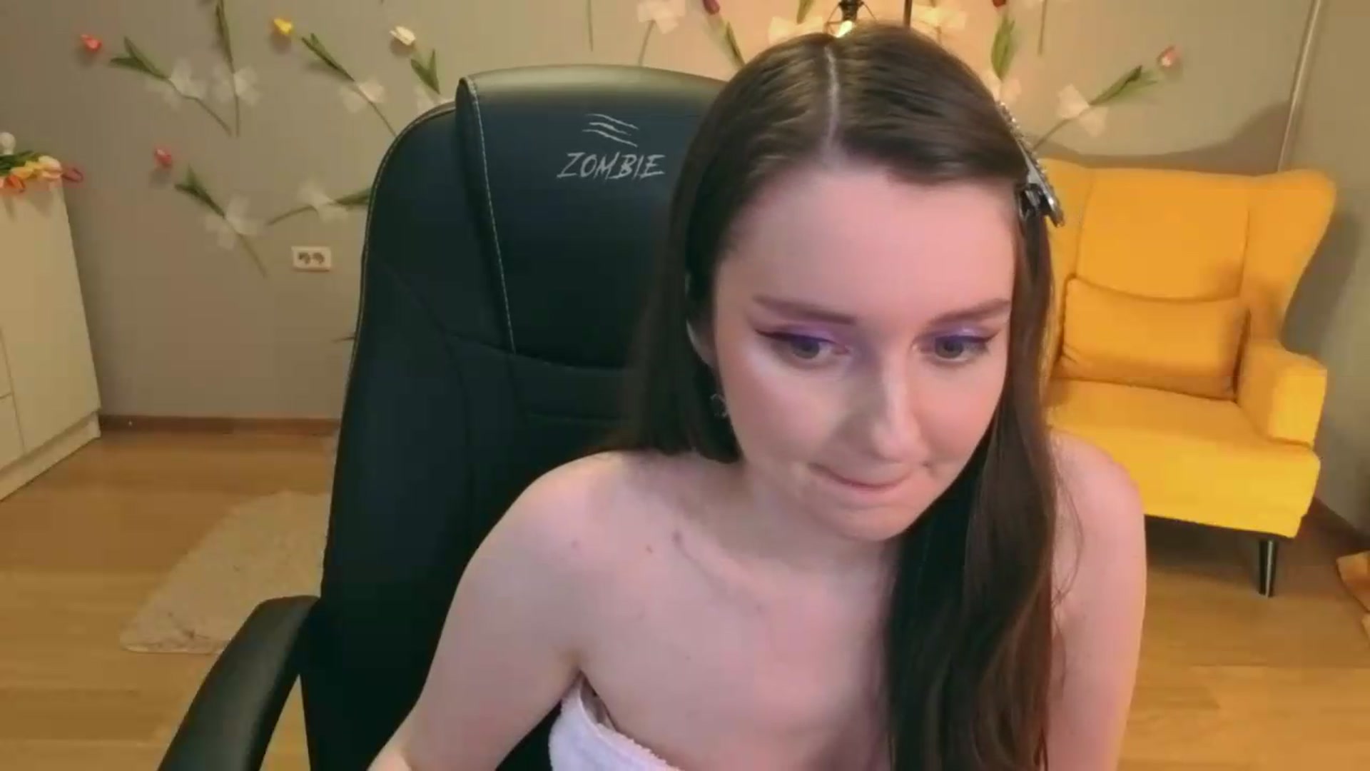 Gallery image thumbnail from Milim_Nava's myfreecams stream on, 07/21/2026, 06:43 image 19 of 20