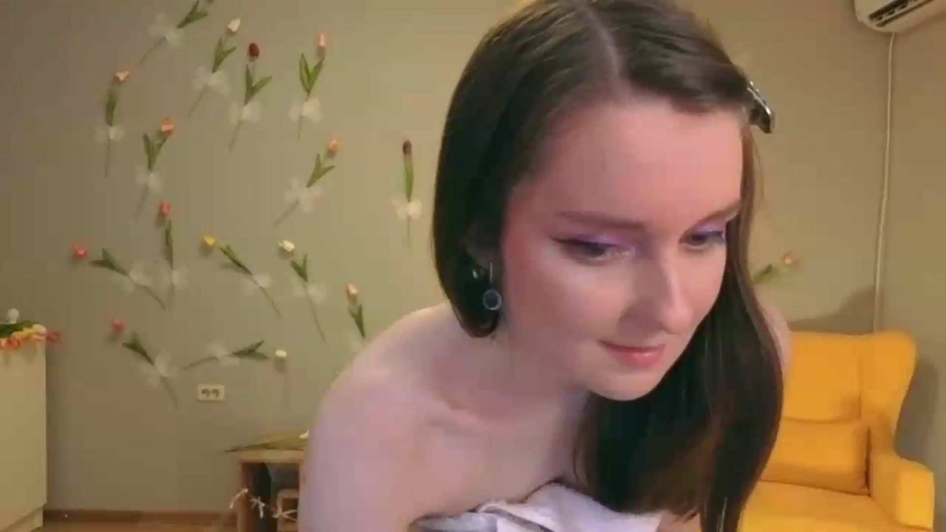 Gallery image thumbnail from Milim_Nava's myfreecams stream on, 07/21/2026, 06:43 image 10 of 20