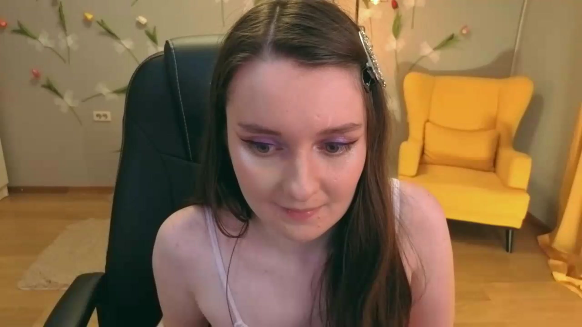 Gallery image thumbnail from Milim_Nava's myfreecams stream on, 07/21/2026, 09:55 image 11 of 20