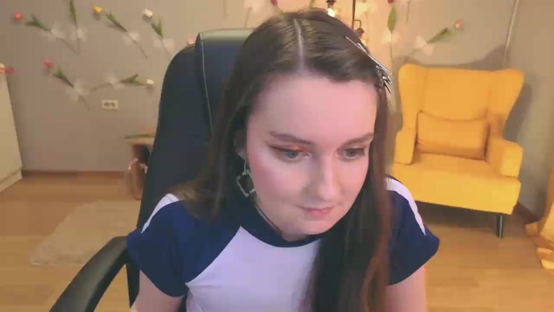 Gallery image thumbnail from Milim_Nava's myfreecams stream on, 07/22/2026, 14:39 image 3 of 20