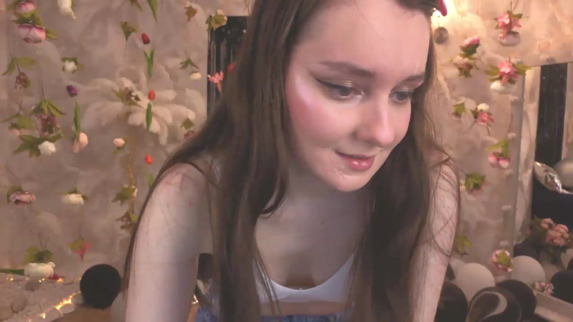 Gallery image thumbnail from Milim_Nava's myfreecams stream on, 07/23/2026, 18:27 image 16 of 20