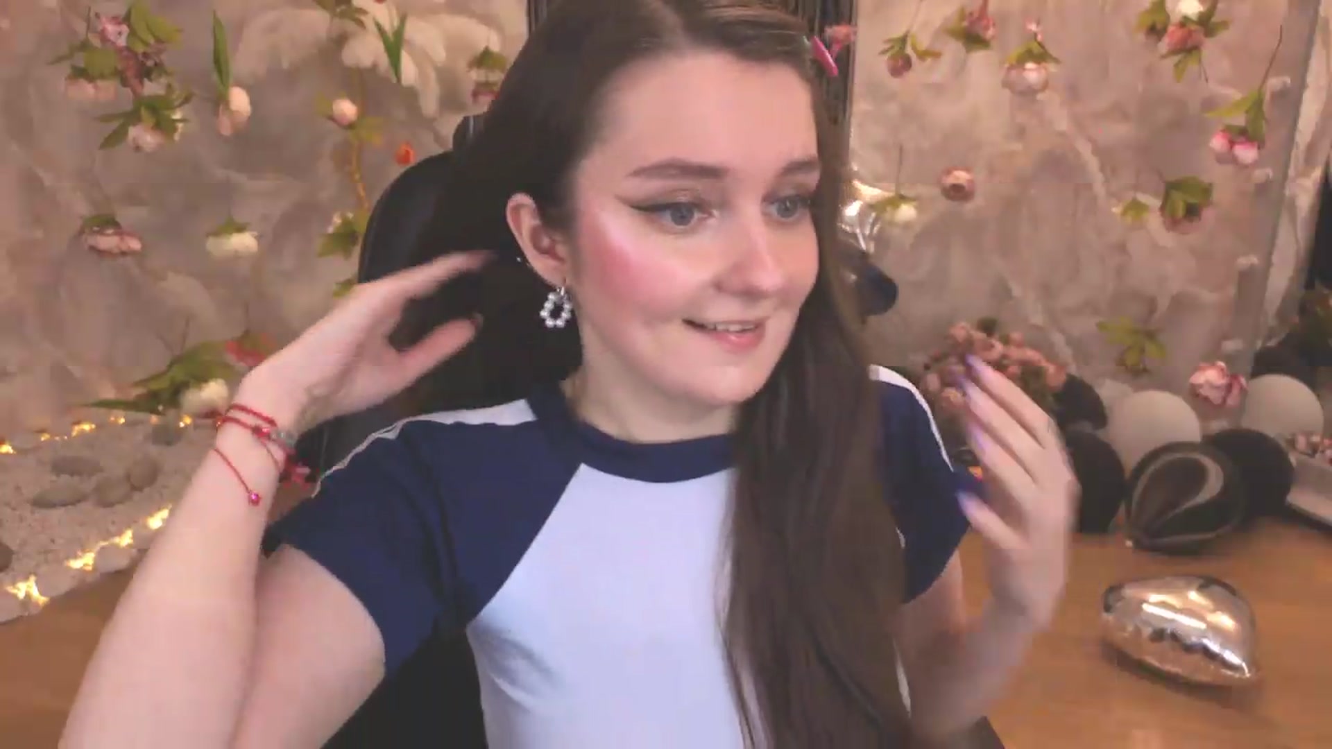 Gallery image thumbnail from Milim_Nava's myfreecams stream on, 07/23/2026, 21:35 image 18 of 20