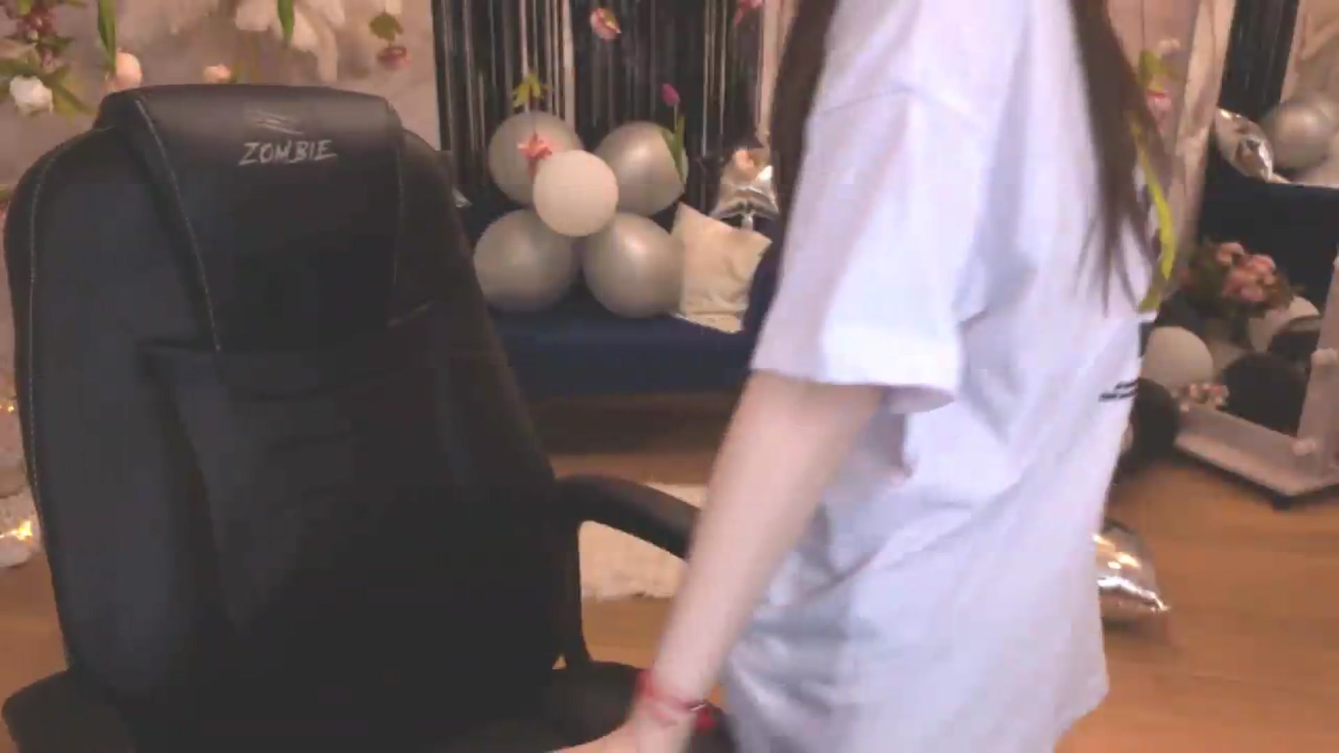Gallery image thumbnail from Milim_Nava's myfreecams stream on, 07/24/2026, 02:33 image 20 of 20