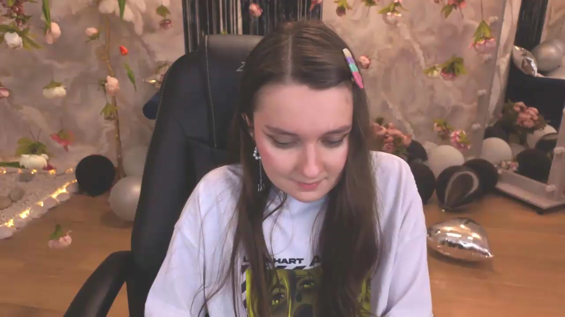 Gallery image thumbnail from Milim_Nava's myfreecams stream on, 07/24/2026, 02:33 image 16 of 20