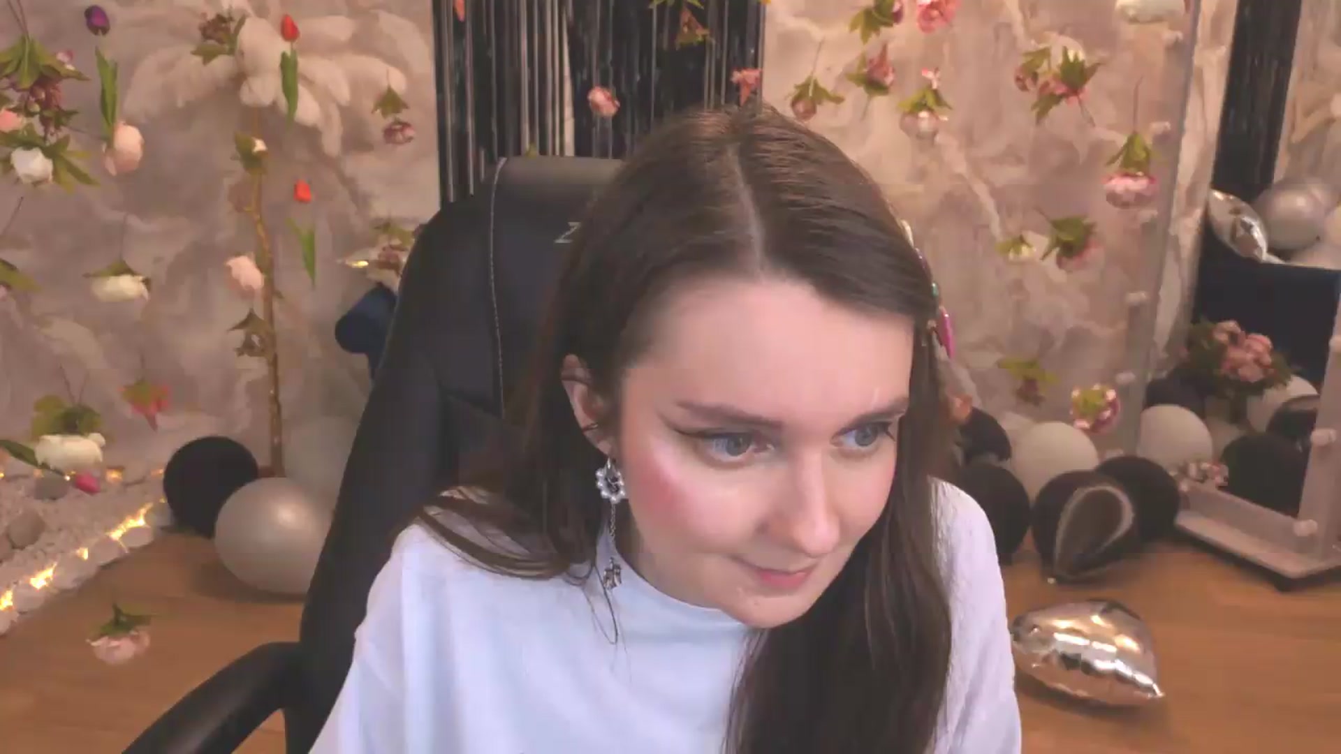 Gallery image thumbnail from Milim_Nava's myfreecams stream on, 07/24/2026, 03:54 image 19 of 20