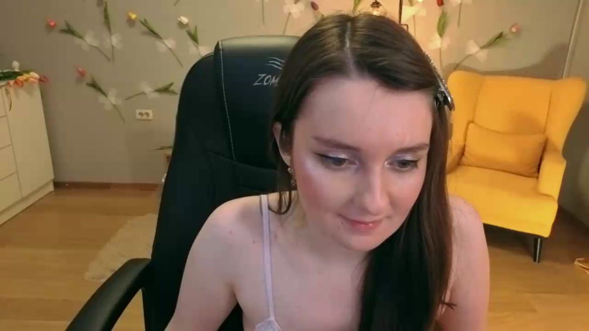 Gallery image thumbnail from Milim_Nava's myfreecams stream on, 07/26/2026, 23:46 image 3 of 20