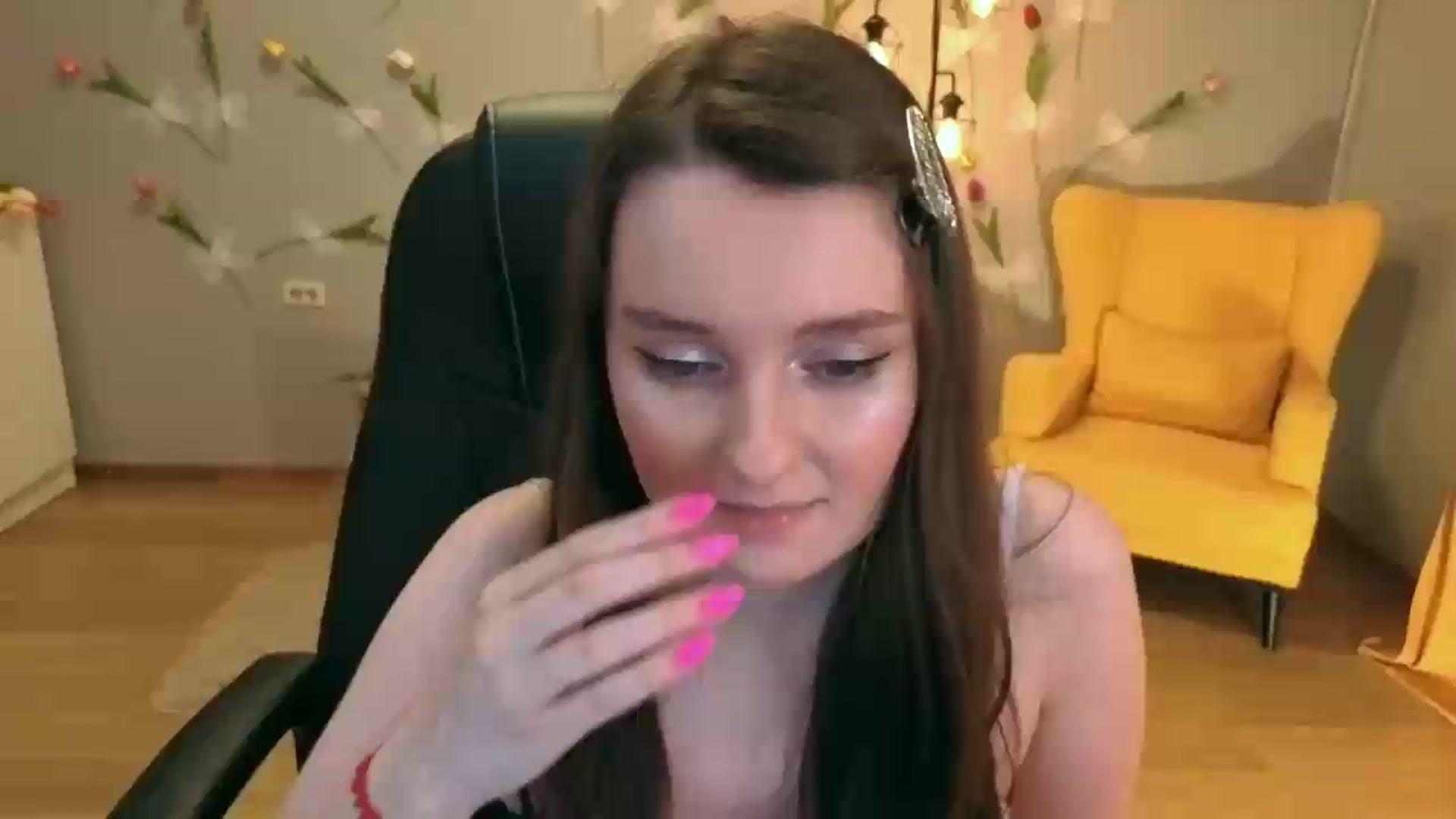 Gallery image thumbnail from Milim_Nava's myfreecams stream on, 07/27/2026, 01:11 image 1 of 20