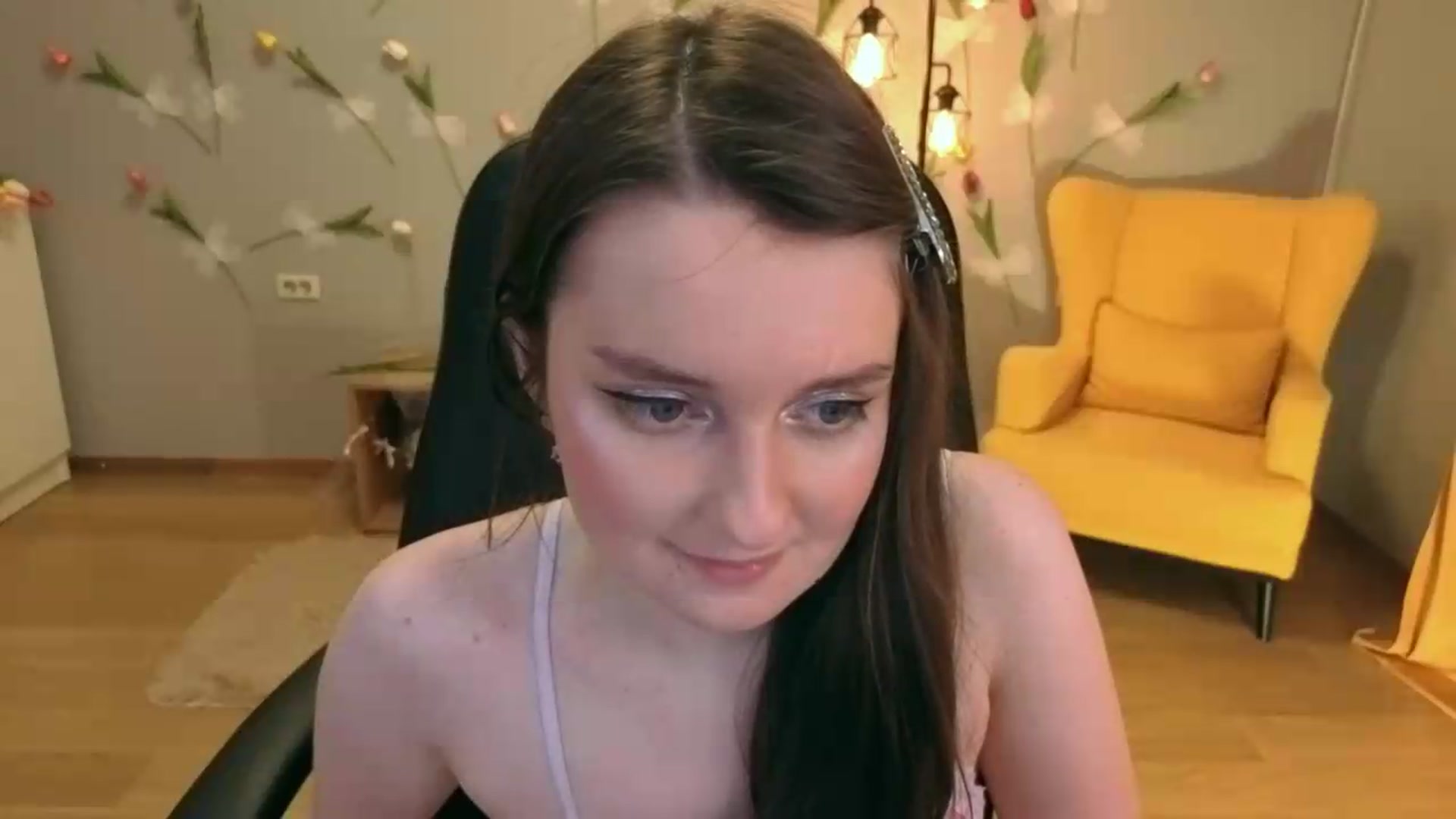 Gallery image thumbnail from Milim_Nava's myfreecams stream on, 07/27/2026, 01:11 image 17 of 20