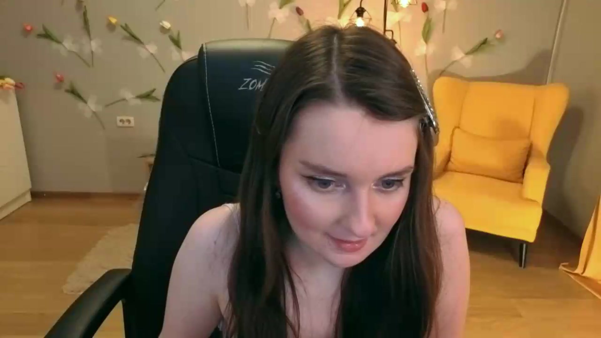 Gallery image thumbnail from Milim_Nava's myfreecams stream on, 07/27/2026, 01:11 image 4 of 20