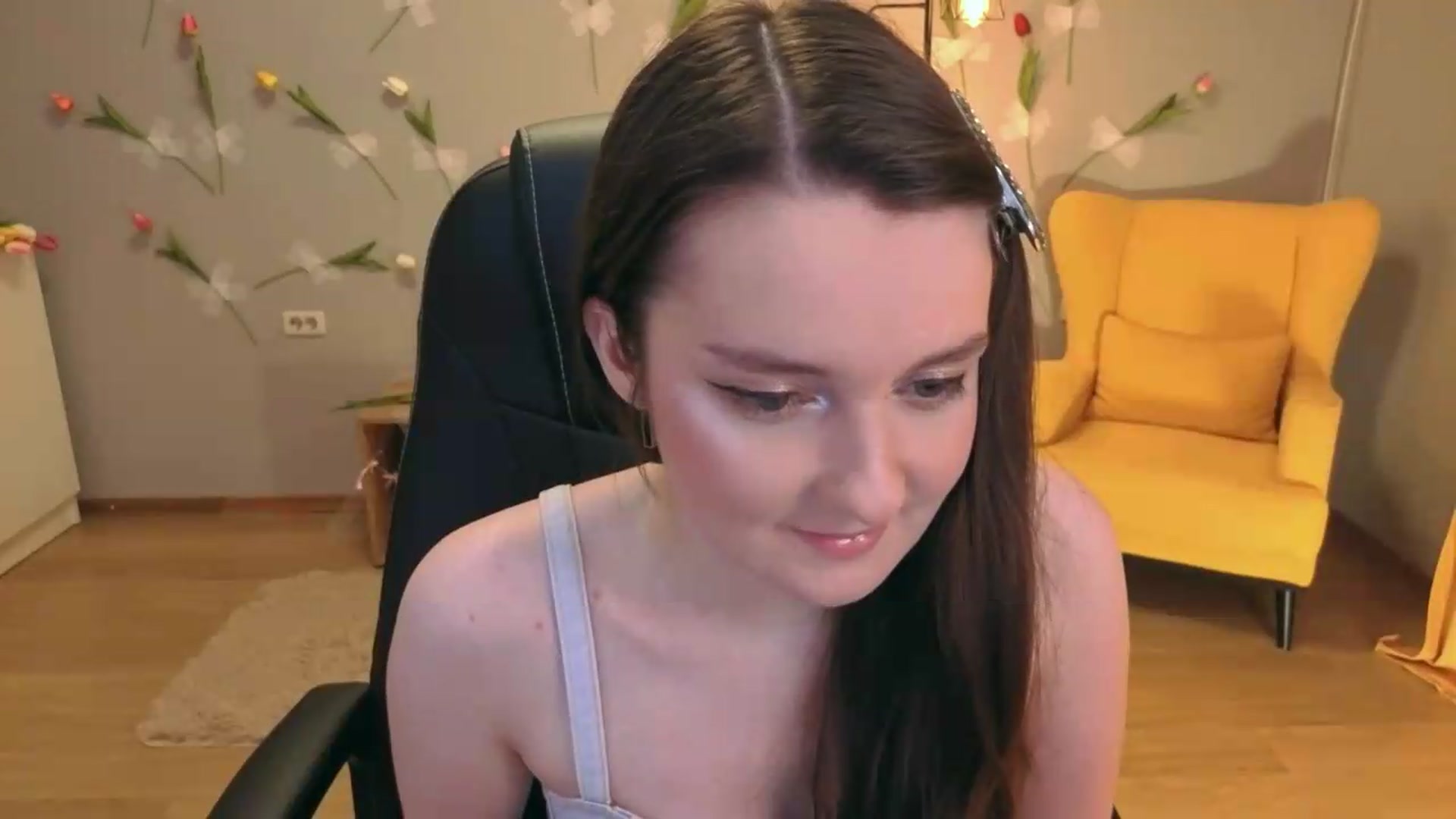 Gallery image thumbnail from Milim_Nava's myfreecams stream on, 07/27/2026, 18:35 image 16 of 20