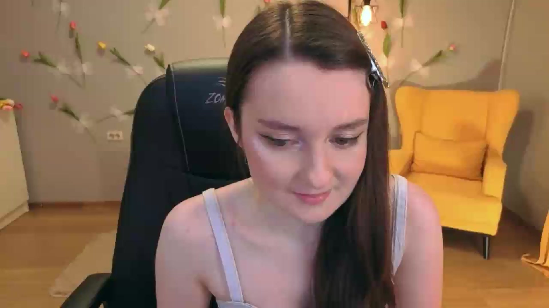 Gallery image thumbnail from Milim_Nava's myfreecams stream on, 07/27/2026, 18:35 image 1 of 20