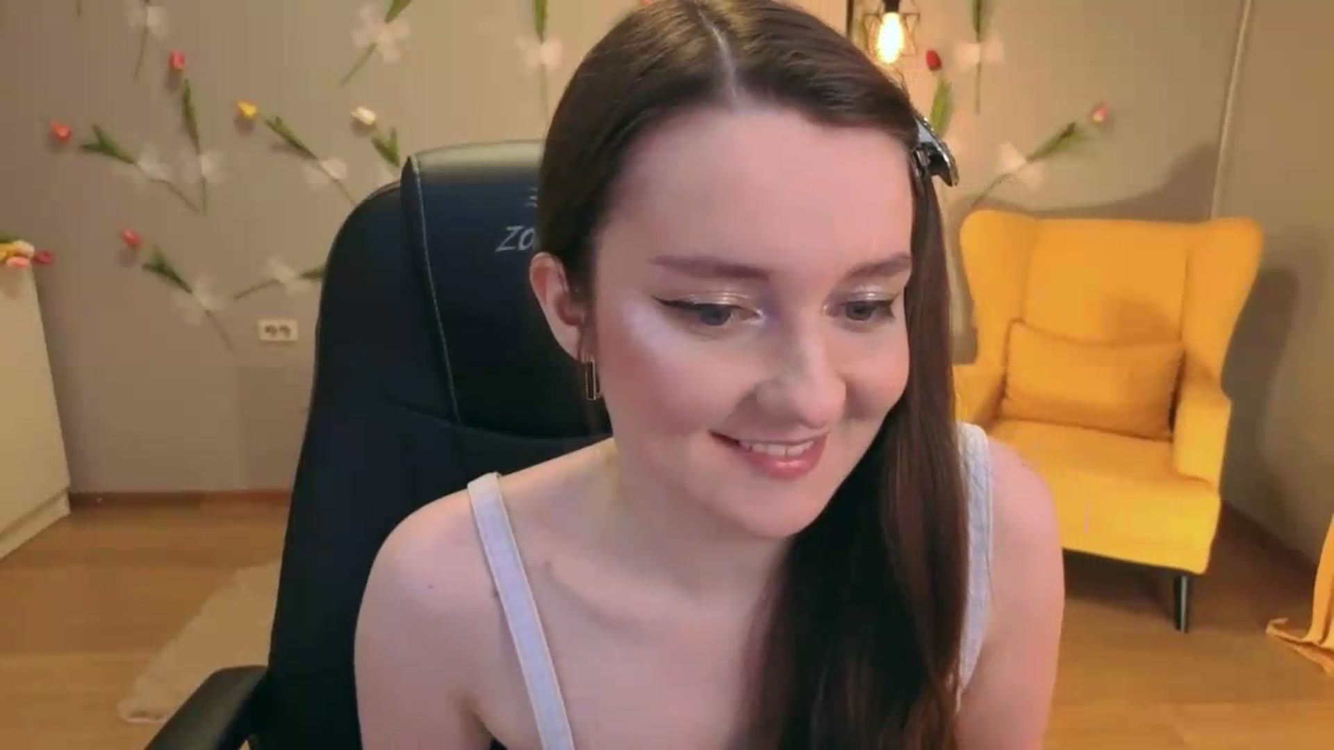 Gallery image thumbnail from Milim_Nava's myfreecams stream on, 07/27/2026, 18:35 image 4 of 20