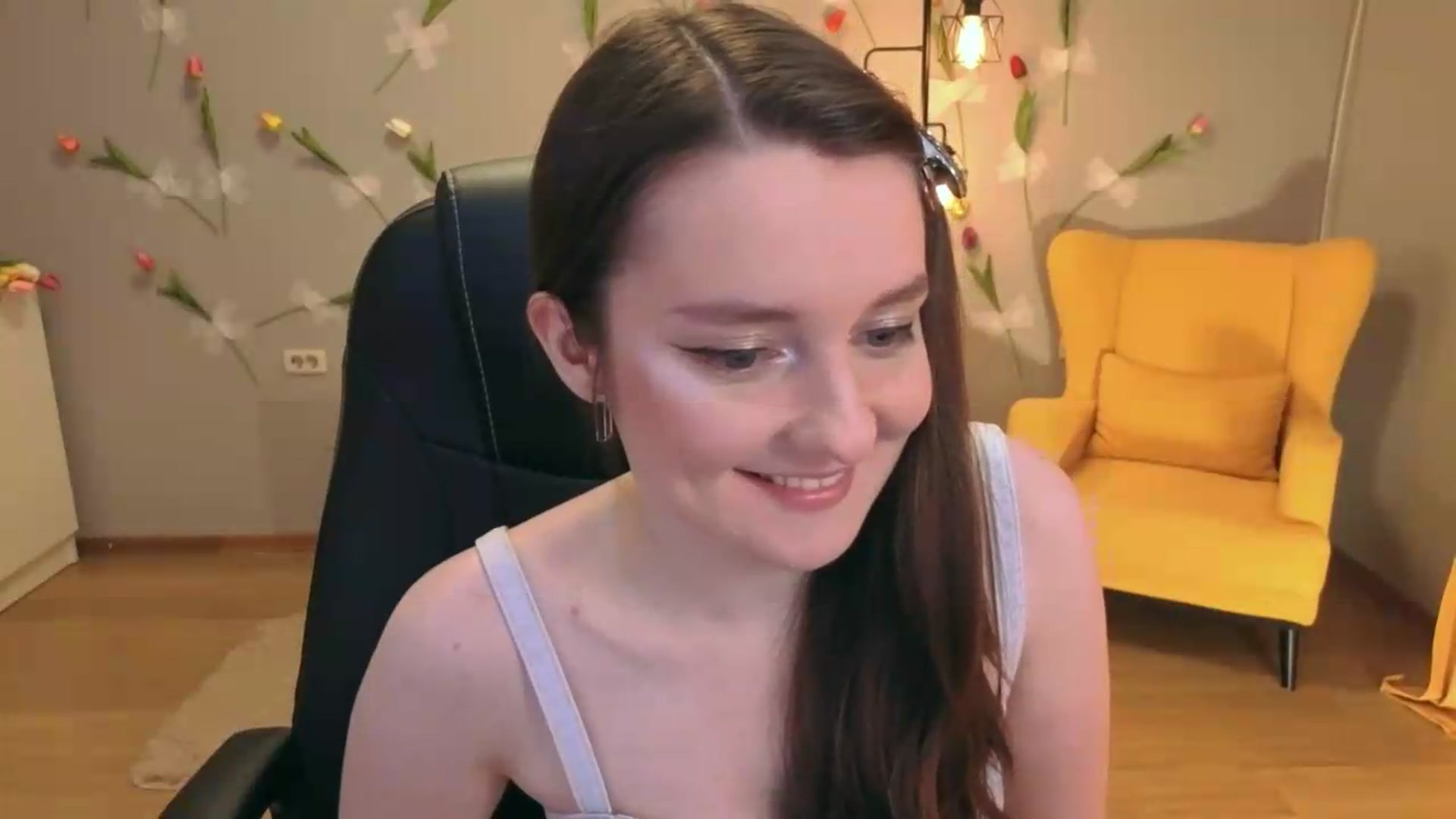 Gallery image thumbnail from Milim_Nava's myfreecams stream on, 07/27/2026, 18:35 image 5 of 20