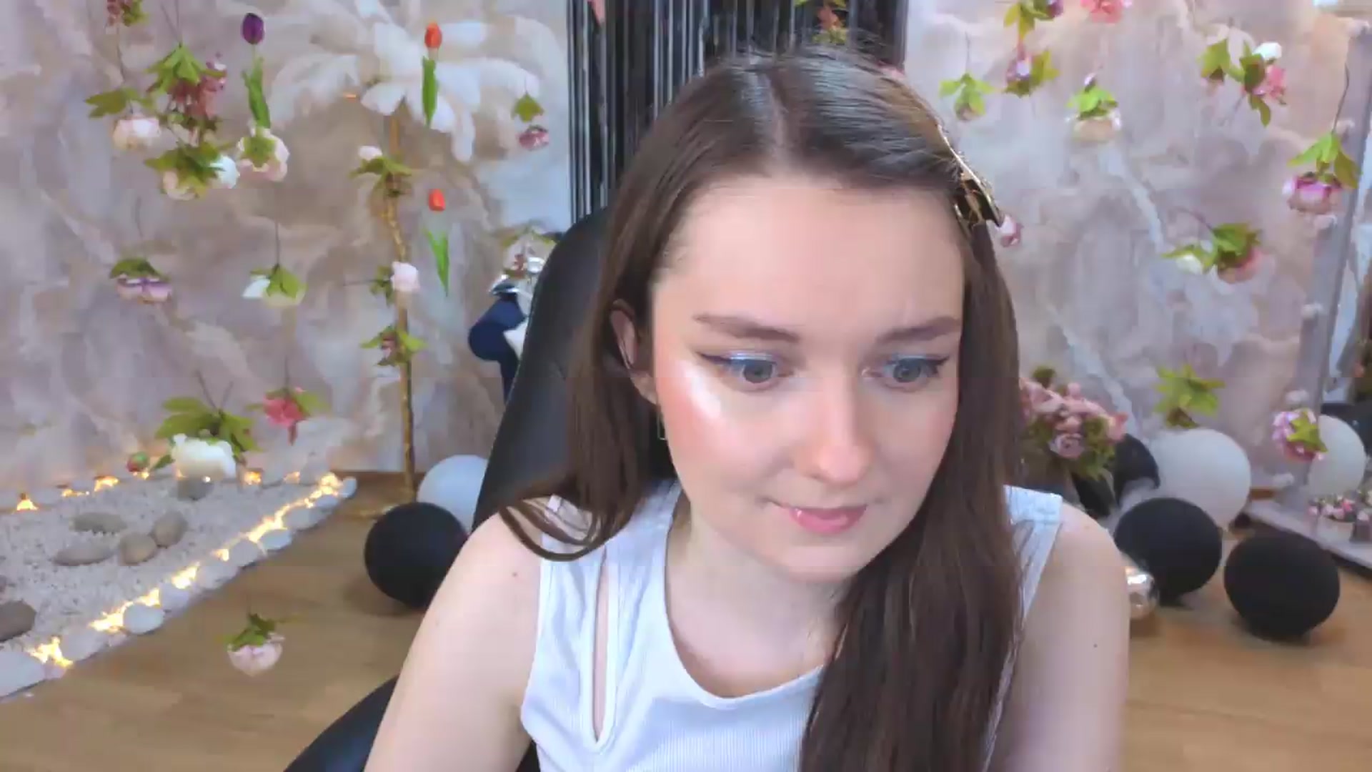 Gallery image thumbnail from Milim_Nava's myfreecams stream on, 07/28/2026, 19:27 image 8 of 20