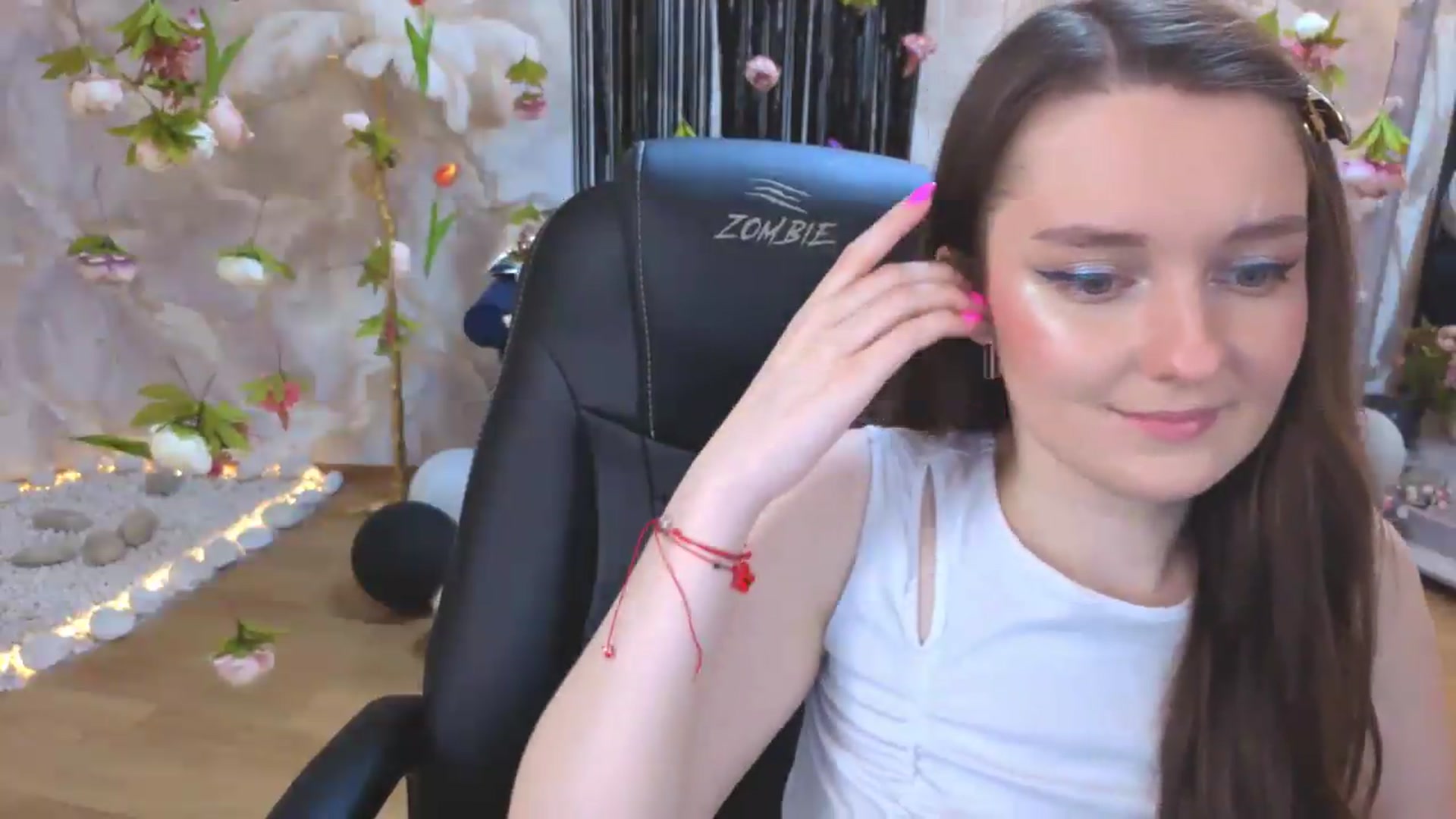Gallery image thumbnail from Milim_Nava's myfreecams stream on, 07/28/2026, 21:49 image 2 of 20