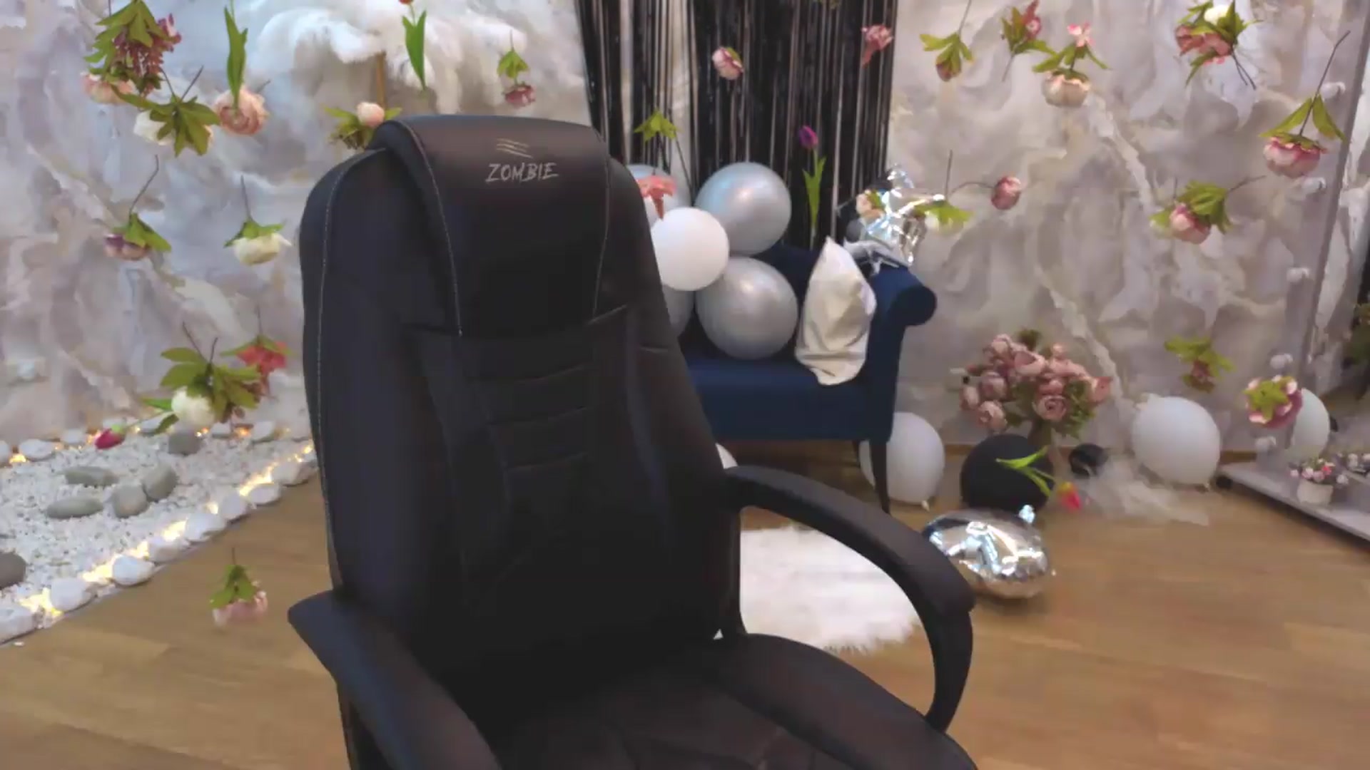 Gallery image thumbnail from Milim_Nava's myfreecams stream on, 08/06/2026, 10:46 image 14 of 20