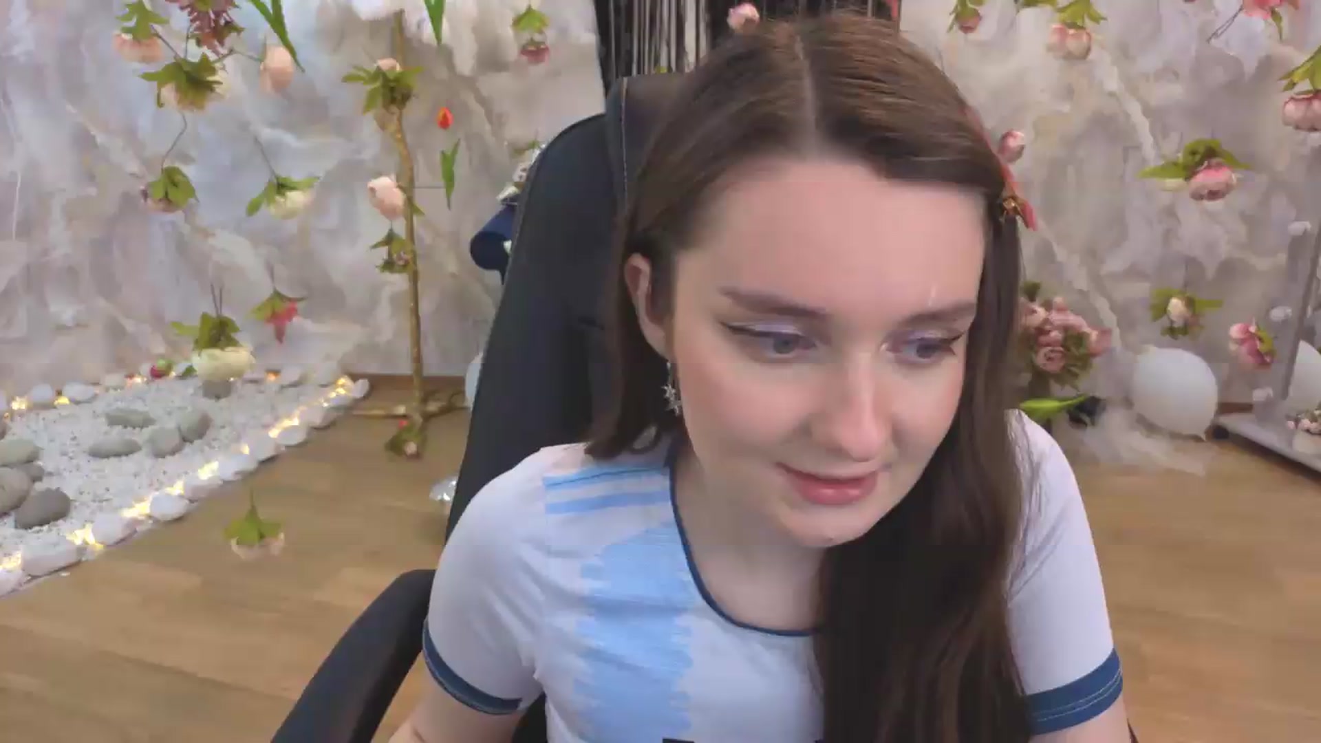 Gallery image thumbnail from Milim_Nava's myfreecams stream on, 08/06/2026, 12:10 image 1 of 20