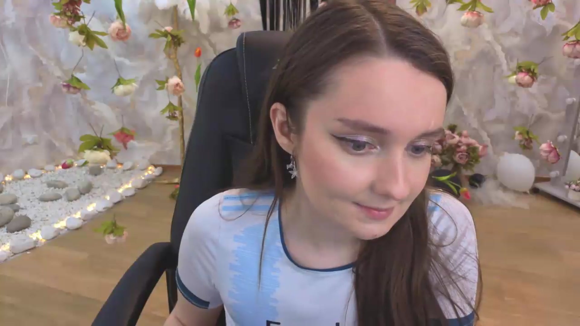 Gallery image thumbnail from Milim_Nava's myfreecams stream on, 08/06/2026, 12:10 image 19 of 20