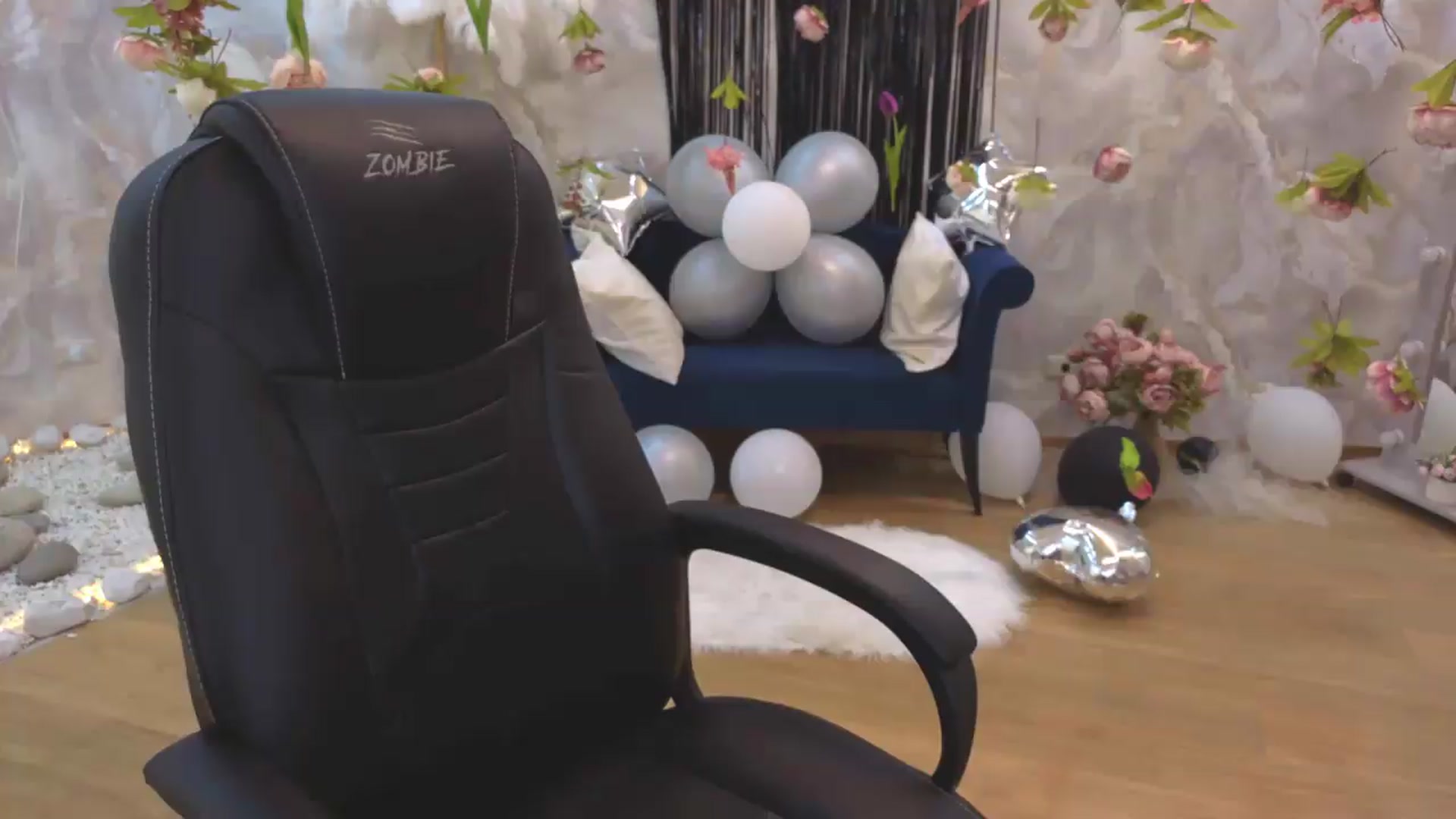 Gallery image thumbnail from Milim_Nava's myfreecams stream on, 08/06/2026, 12:10 image 15 of 20