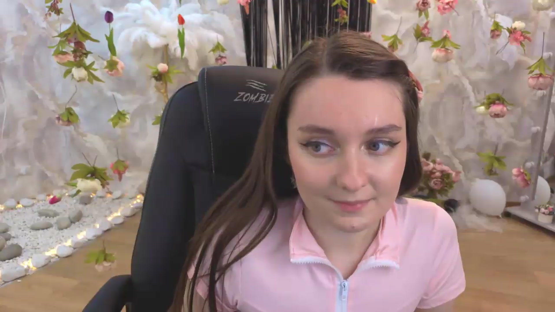 Gallery image thumbnail from Milim_Nava's myfreecams stream on, 08/06/2026, 13:14 image 14 of 20